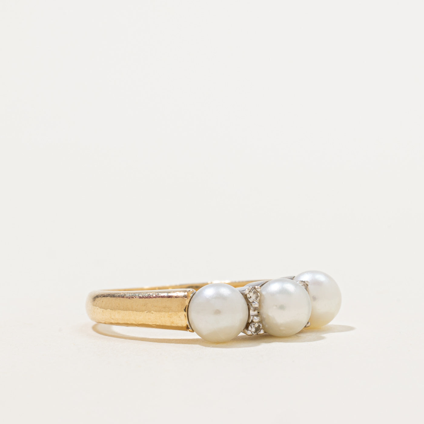 Pearl & Diamond Ring | 3.00ctw, 0.04ctw | SZ 5.5 |
