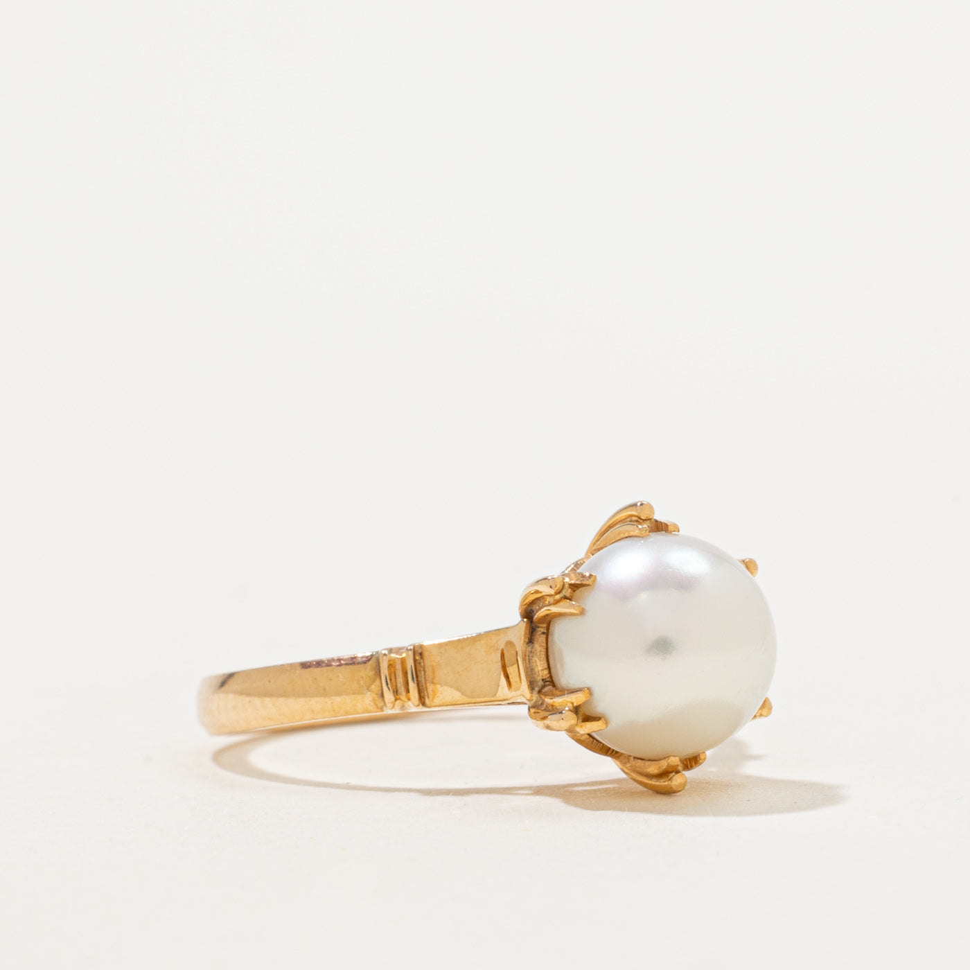 Claw Set Pearl Solitaire Ring | SZ 6.5 |