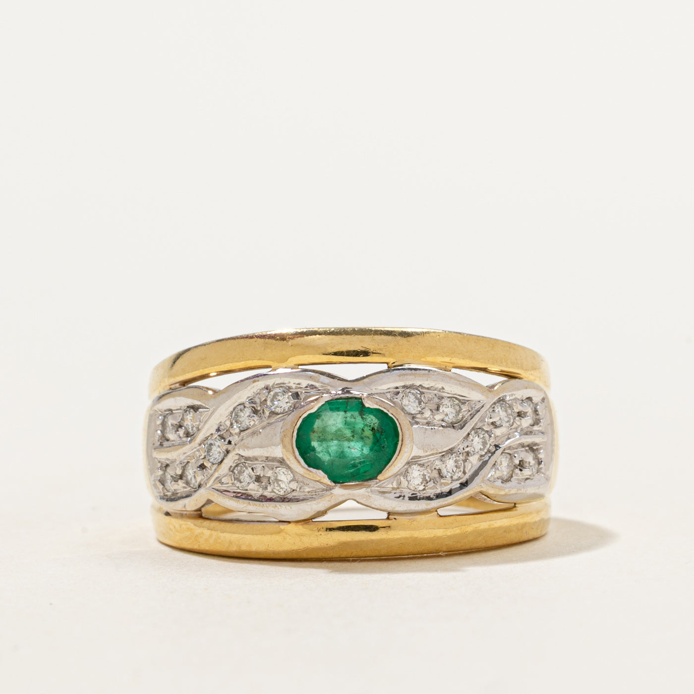 Emerald & Diamond Ring | 0.32ct, 0.18ctw | SZ 6 |