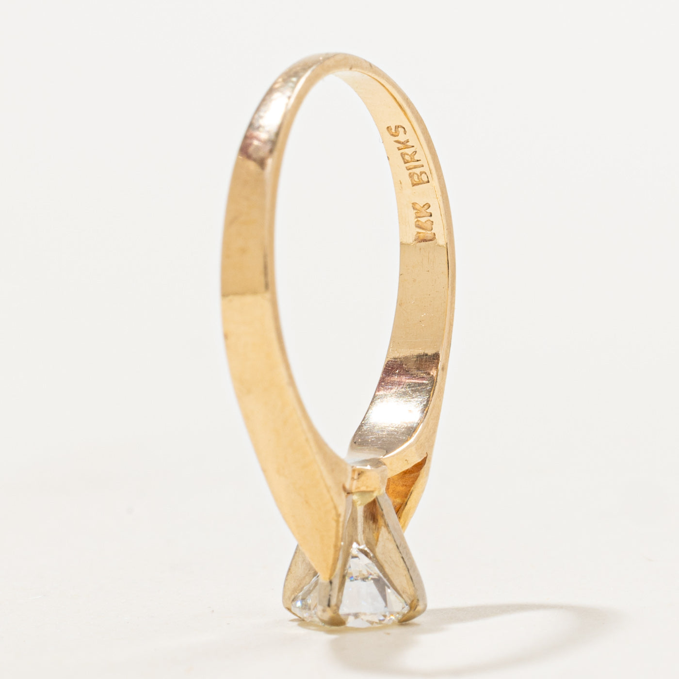 Bague solitaire en diamant East West de Birks | 0,49 ct | Taille 5 |