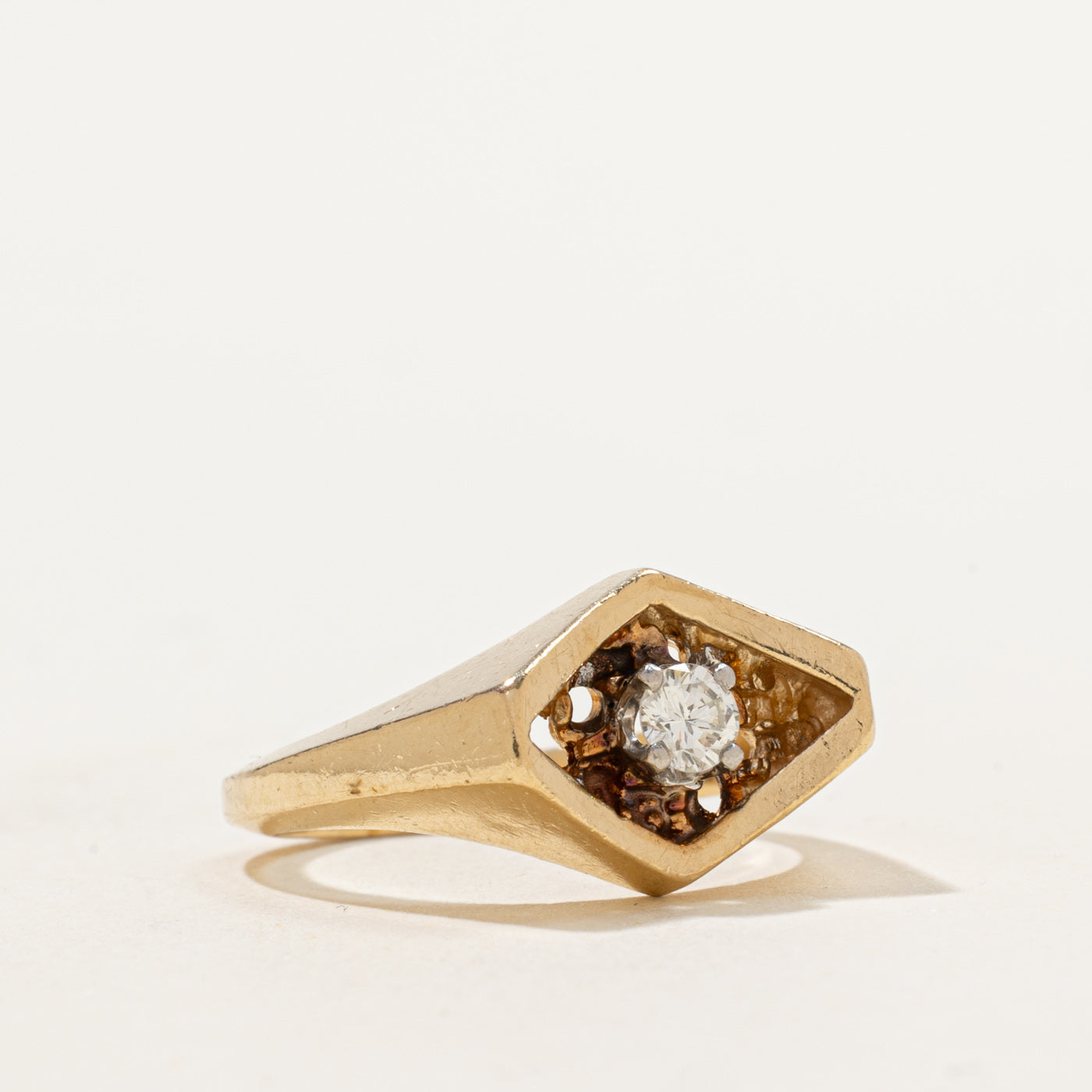 Bague solitaire diamant chevron | 0,15 ct | Taille 5,5 |