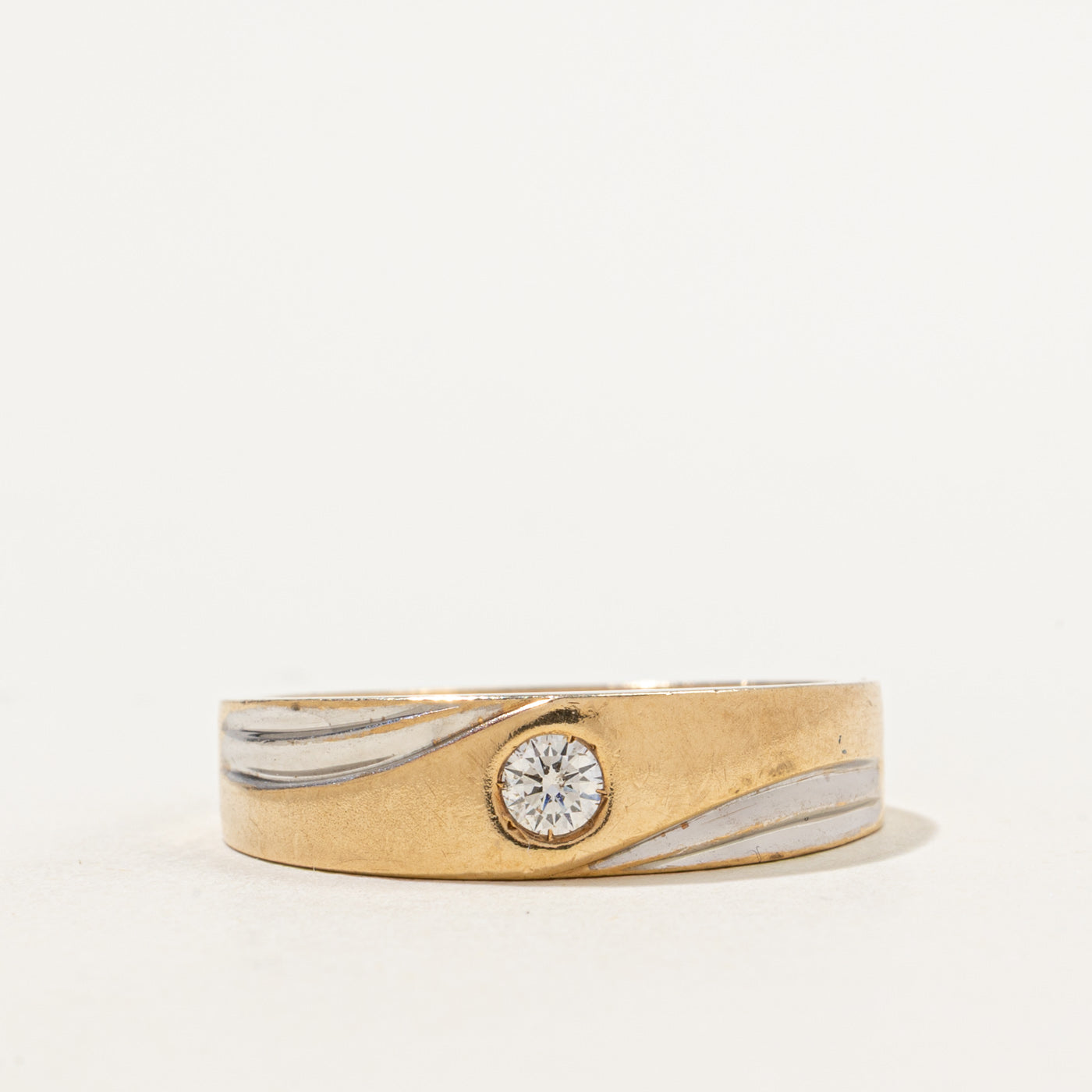 Bague sertie de diamants bicolores | 0,22 ct | Taille 11 |