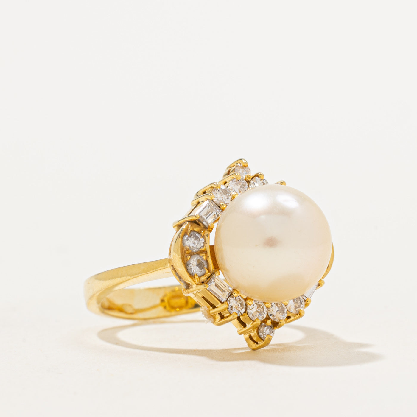 Pearl & Diamond Cocktail Ring | 0.34ctw | SZ 4.25 |