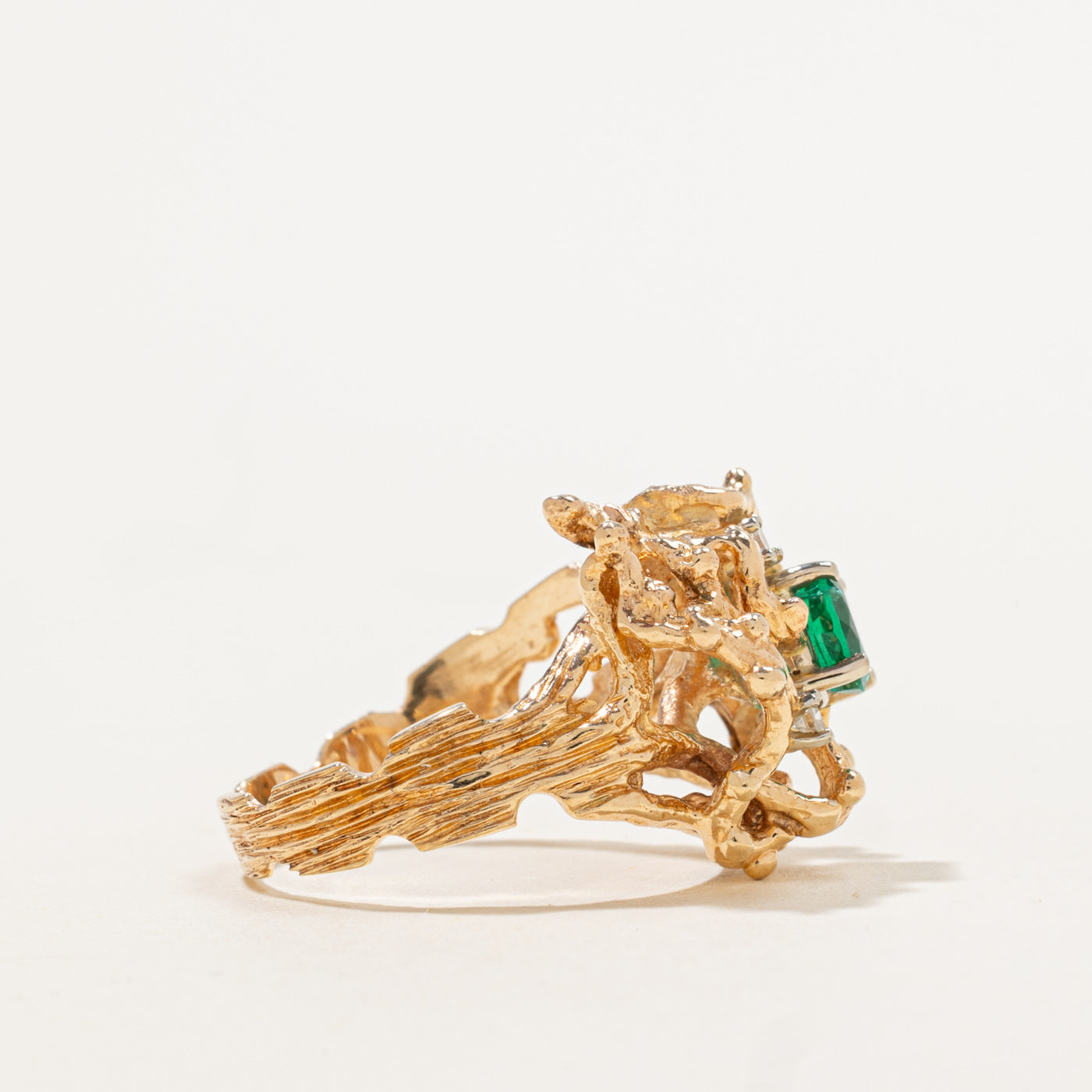 Bague émeraude et diamants | 0,50 ct, 0,08 ct au total | Taille 6,25 |
