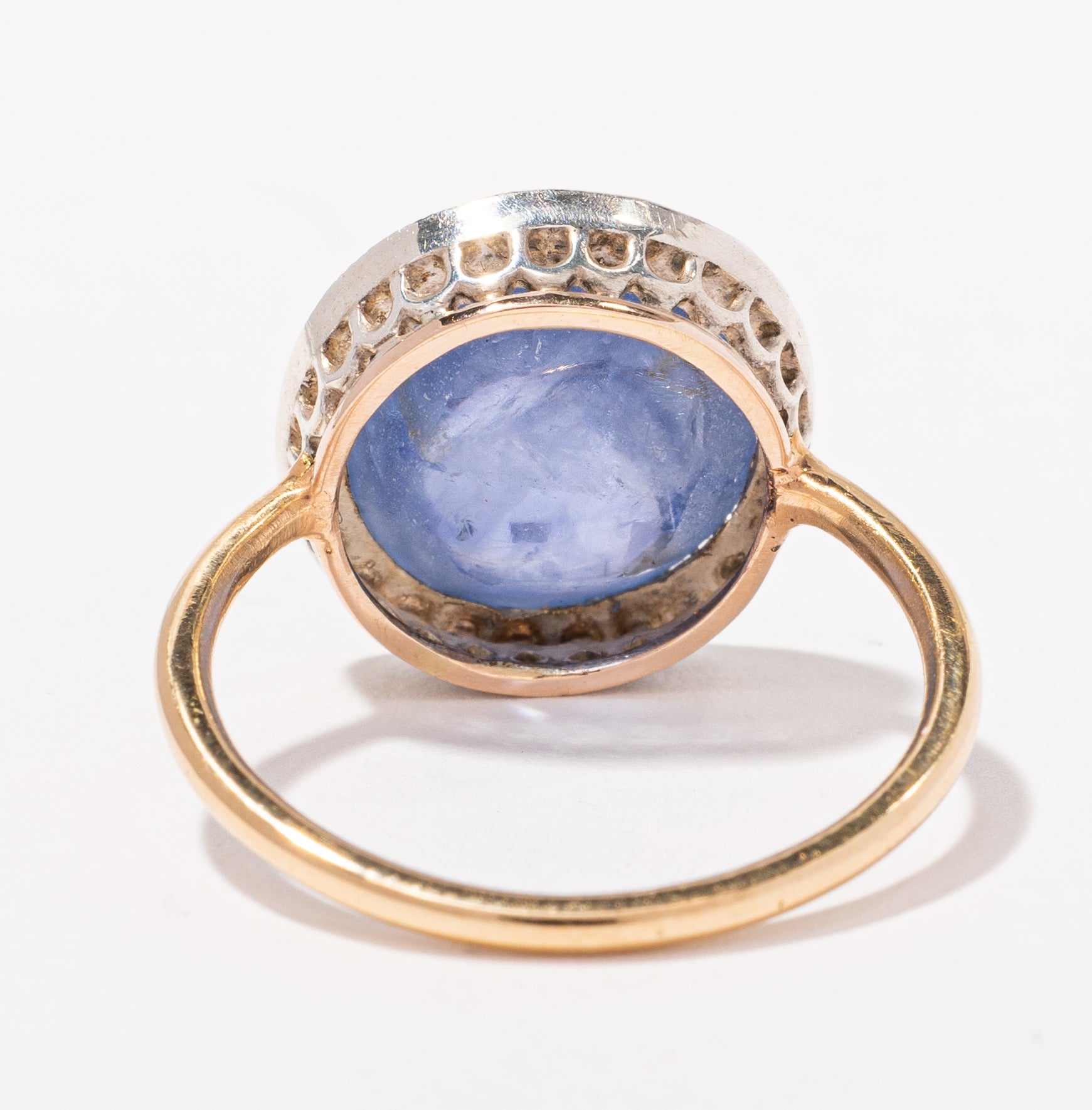 Bague halo en saphir antique et diamants taille rose | 6,30 ct, 0,15 ct au total | Taille 5,75 |