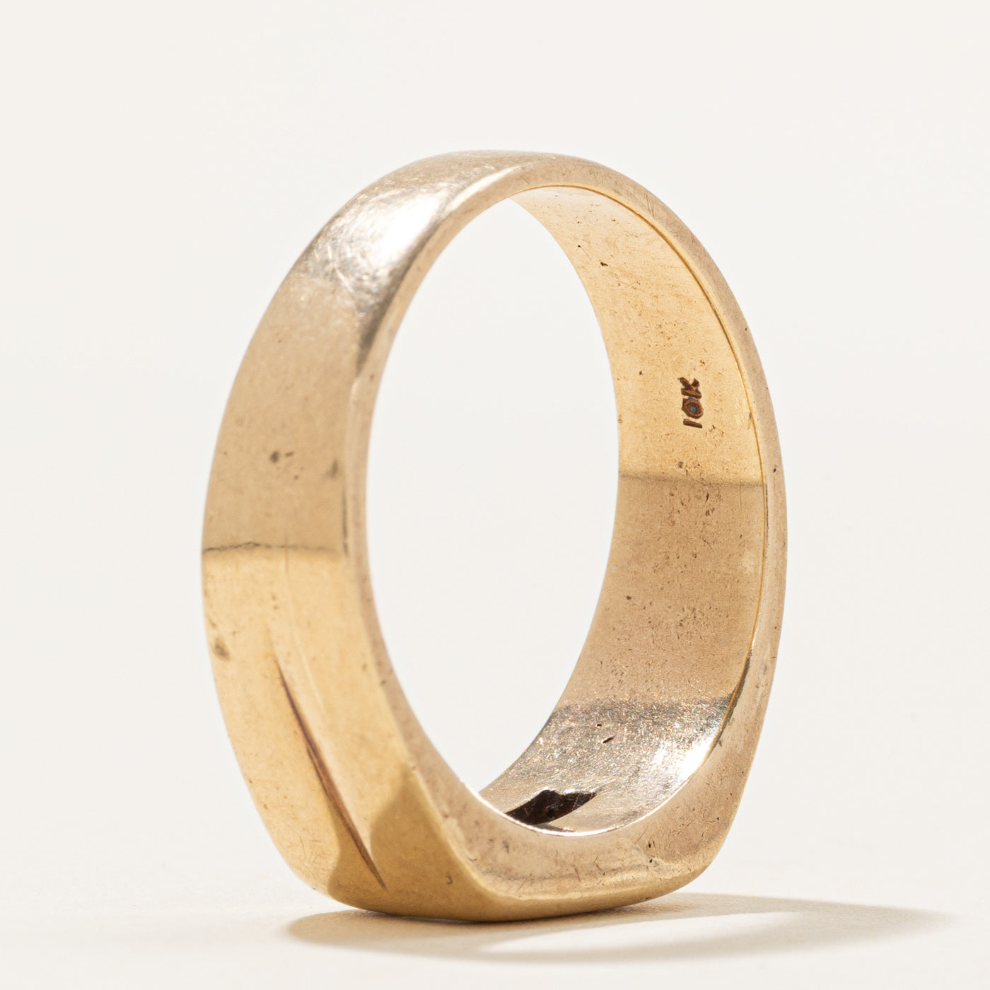 Three Stone Princess Cut Diamond Grooved Signet Ring | 0.25ctw | SZ 10.25