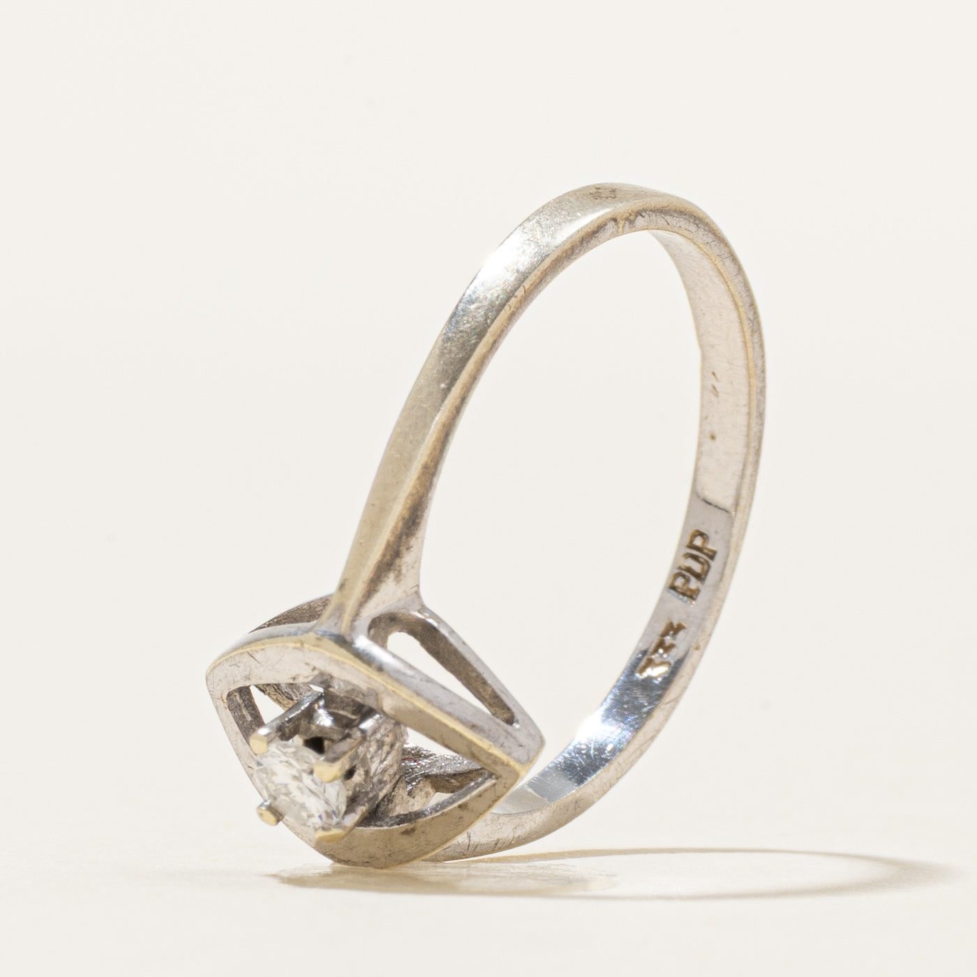 Floating Diamond Marquise Framed Ring | 0.09ct | SZ 6.75