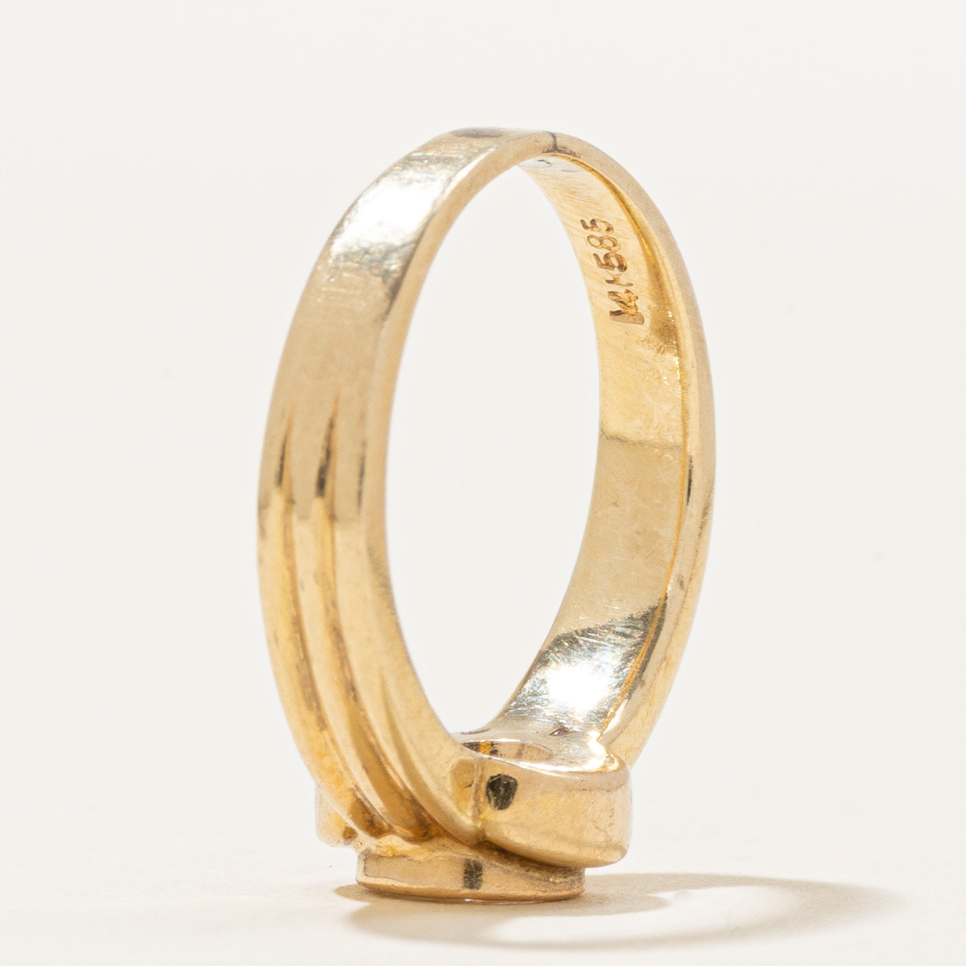 Solitaire Diamond Grooved Ring | 0.17ct | SZ 2.25