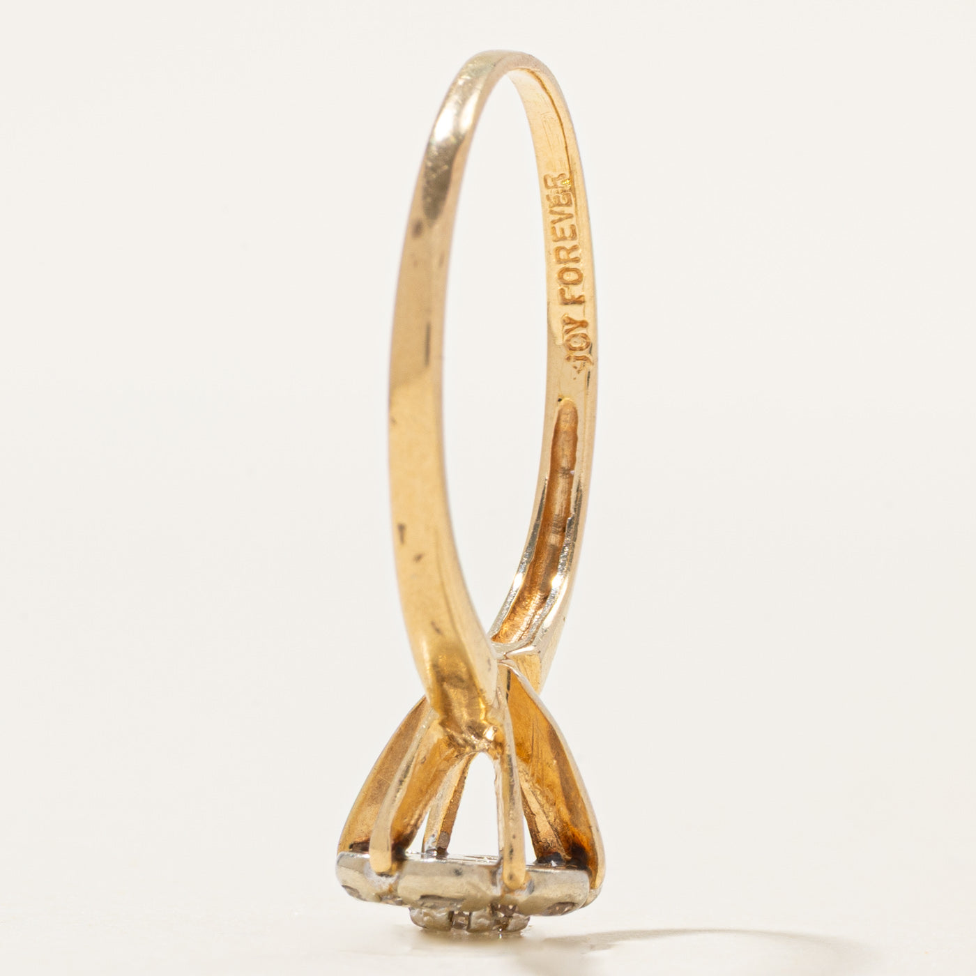 High Set Diamond Daisy Ring | 0.39ctw | SZ 8.75