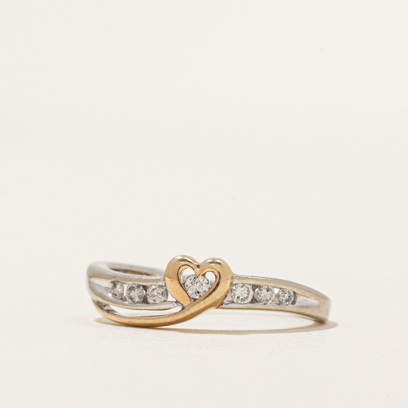 Two Tone Gold Diamond Heart Ring | 0.13ct | SZ 5.75