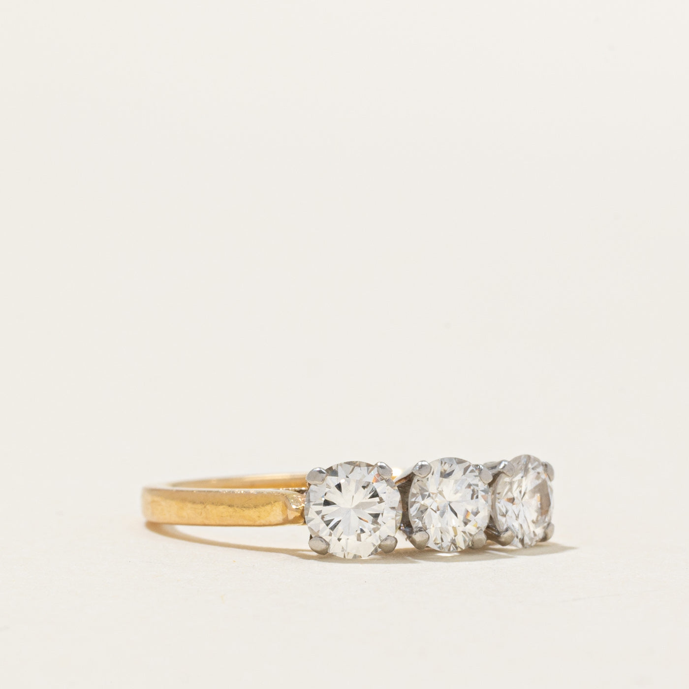18k Three Stone Diamond Ring | 1.04ctw VS2/SI1 H | SZ 6.5