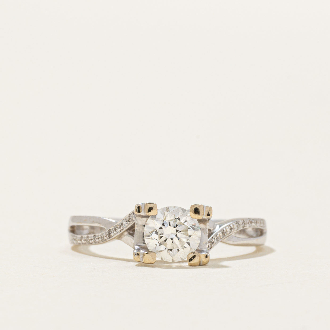 18k Diamond Cross Over Engagement Ring | 0.93ctw SI2 I | SZ 5.25