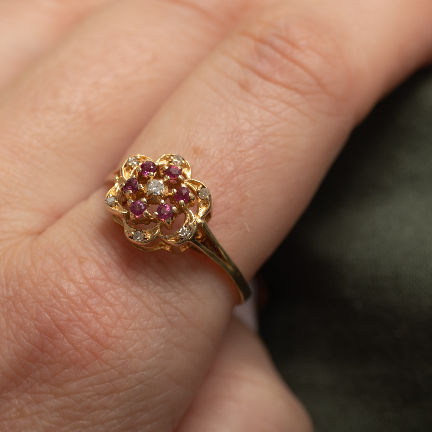 Ruby & Diamond Openwork Flower Ring | SZ 9.75