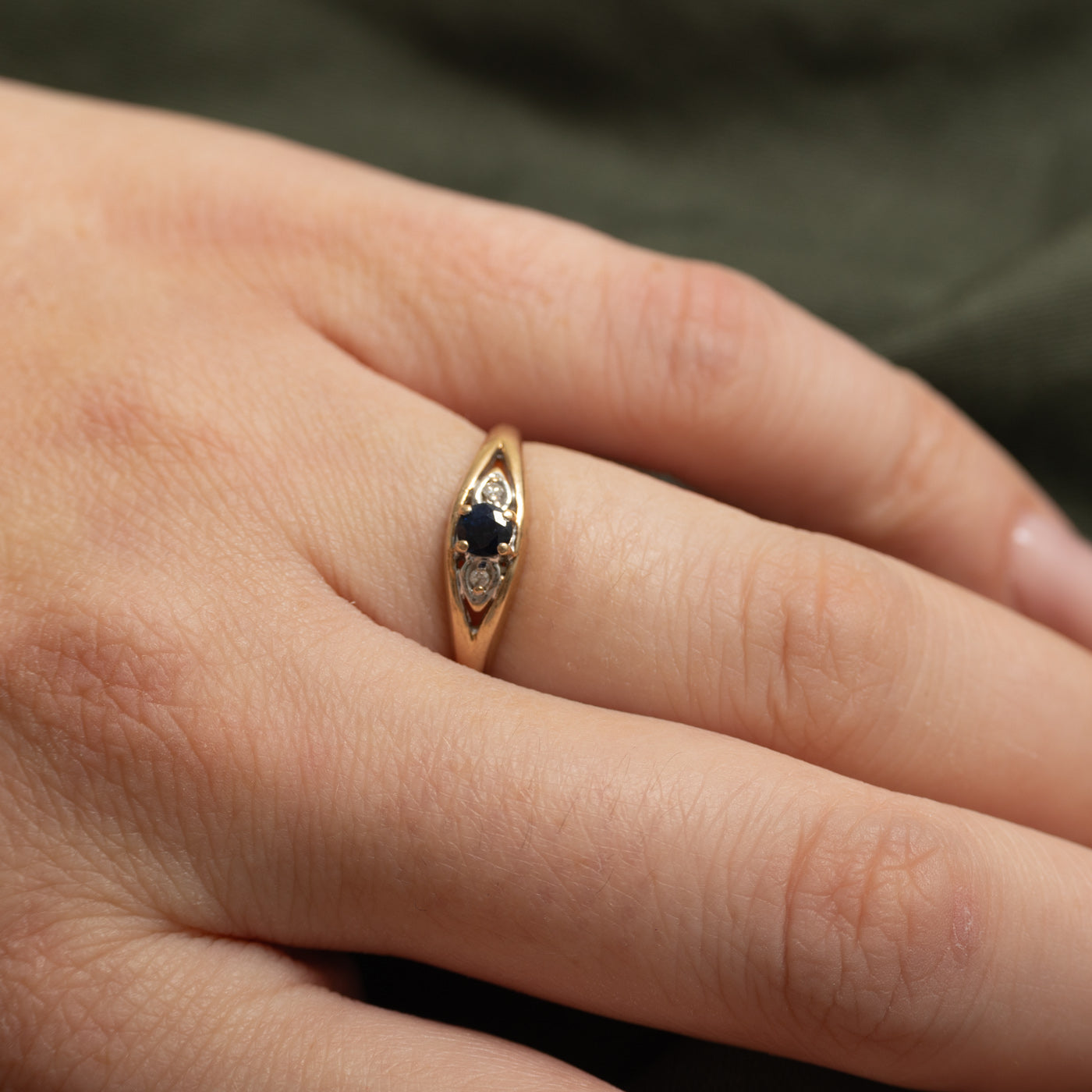 Sapphire & Diamond Openwork Tapered Ring | SZ 5.25