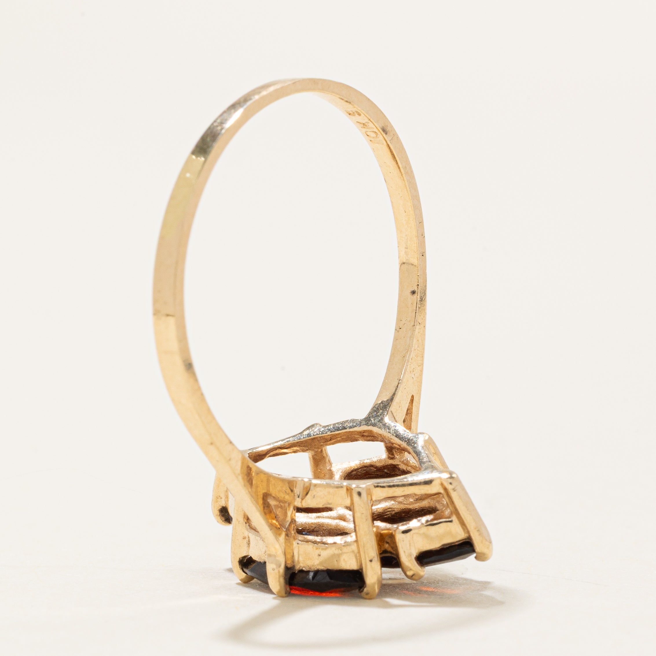 Four Stone Garnet Cluster Ring | 6.0ctw | SZ 9.0 |