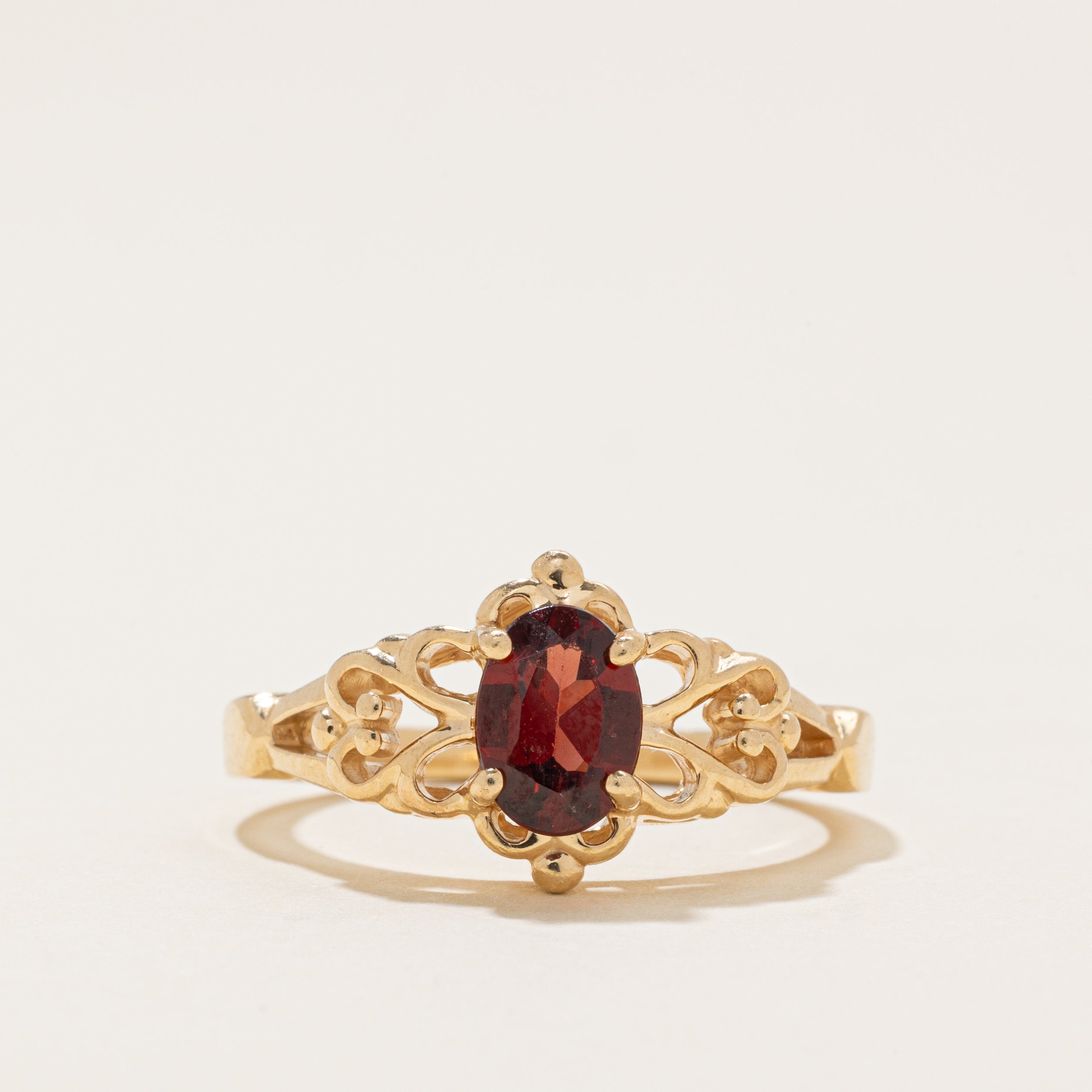 Solitaire Garnet Scrollwork Ring | 0.8ct | SZ 6.75 |