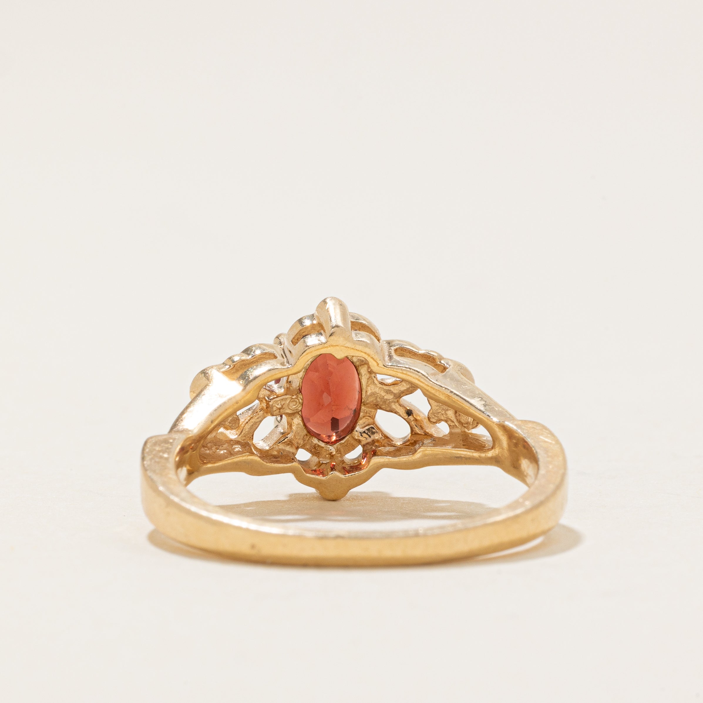 Solitaire Garnet Scrollwork Ring | 0.8ct | SZ 6.75 |