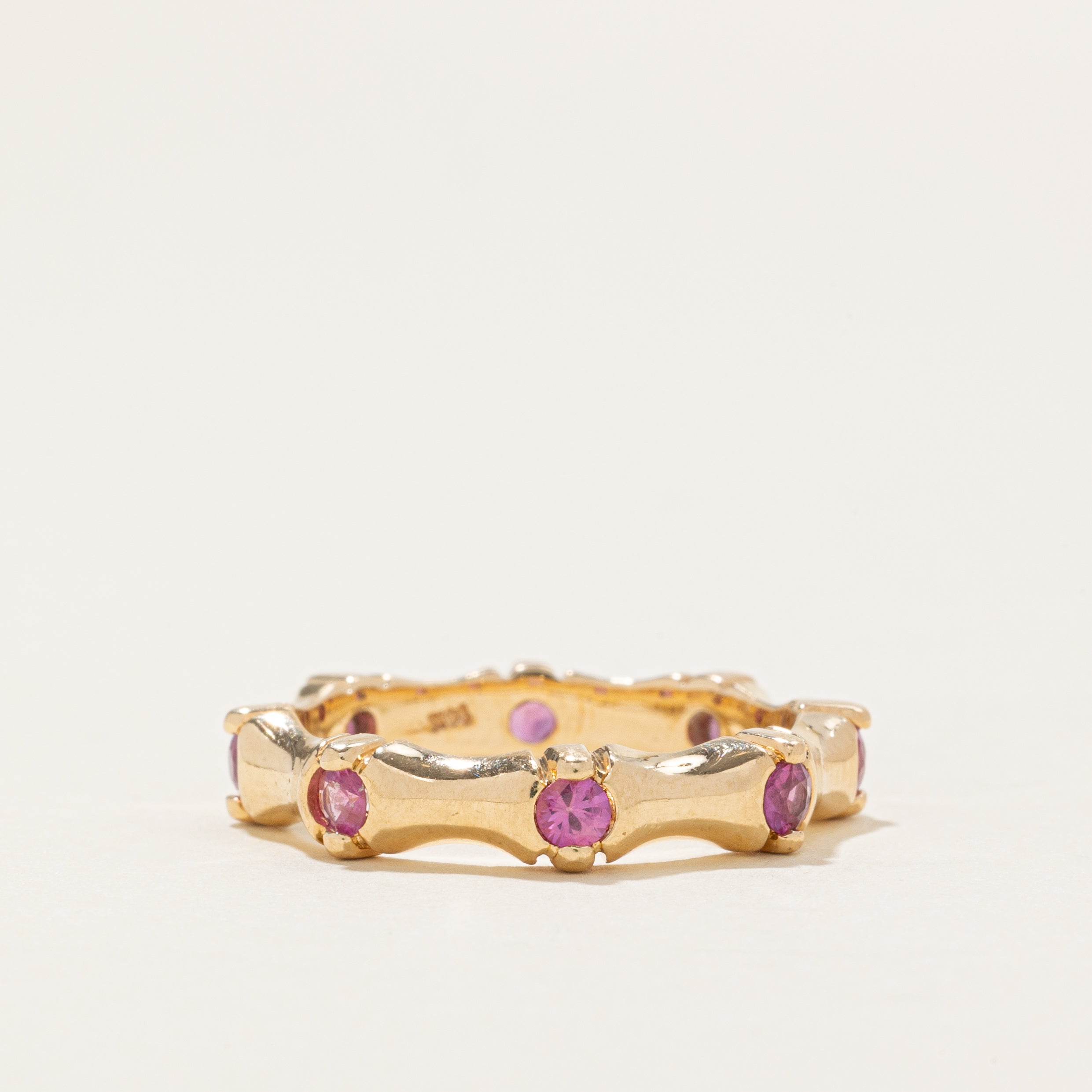 Bague festonnée en rubis Éternité | 0,44 ct | Taille 6,75 |
