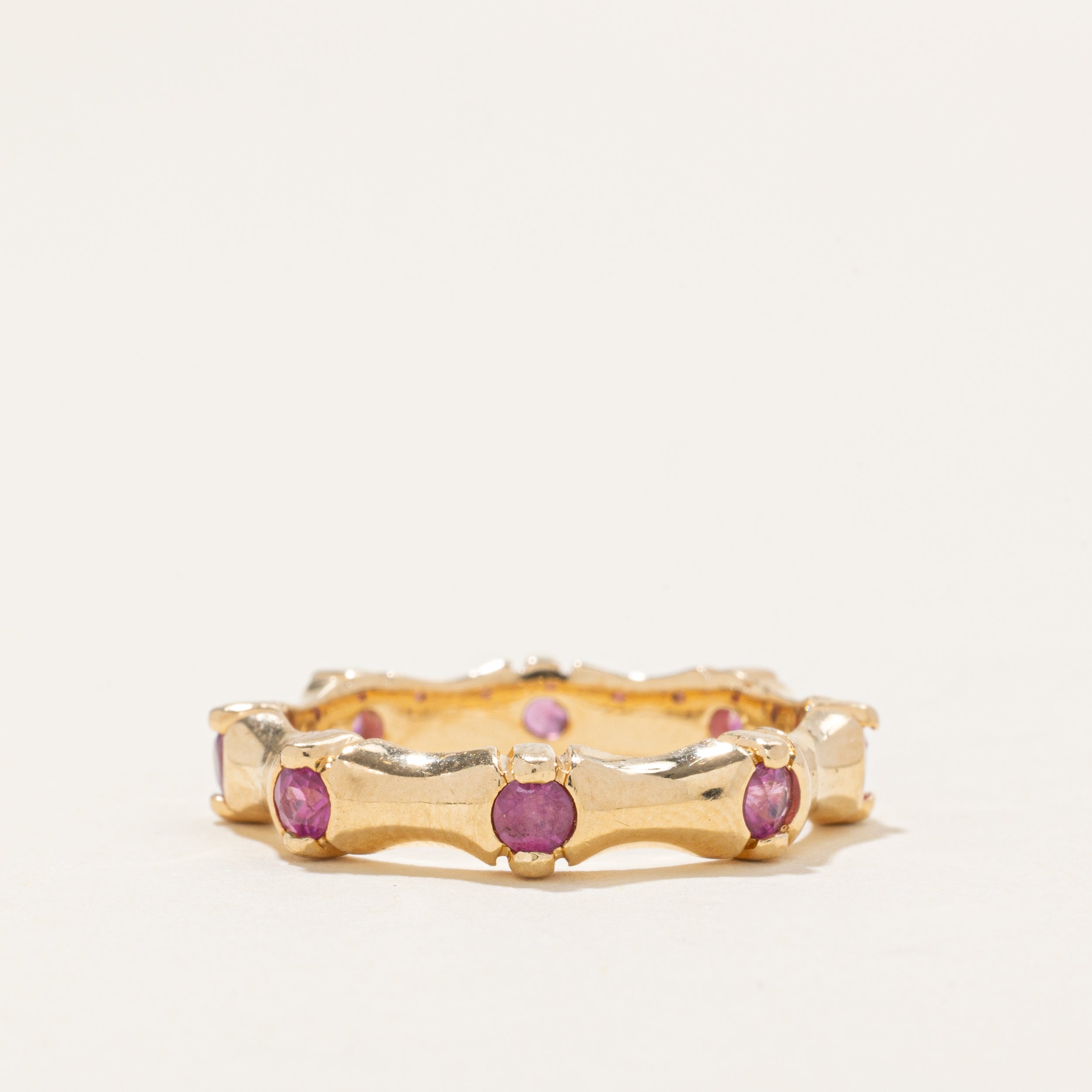 Bague festonnée en rubis Éternité | 0,44 ct | Taille 6,75 |