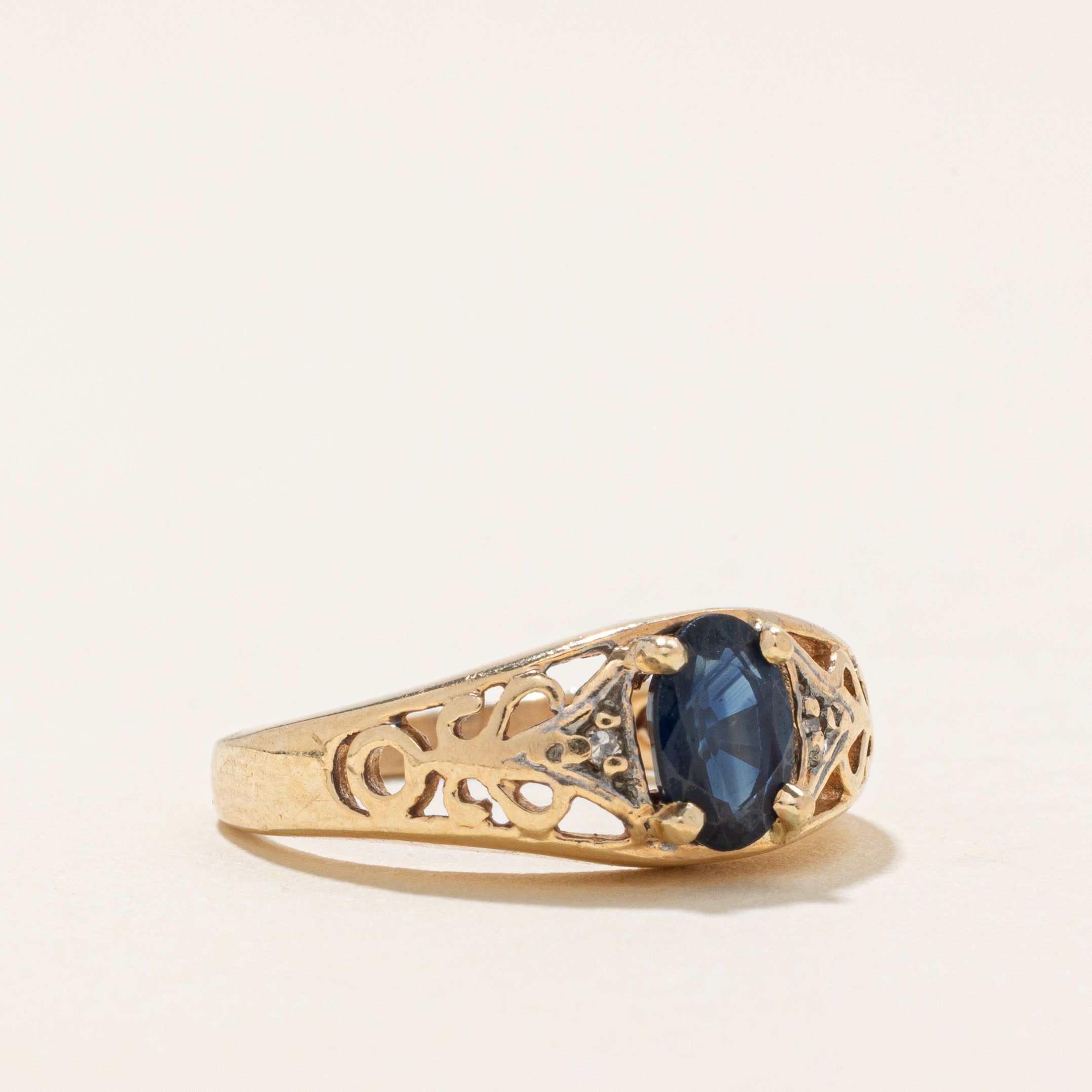 Sapphire & Diamond Scrollwork Ring | 0.36ct, 0.01ctw | SZ 3.0 |