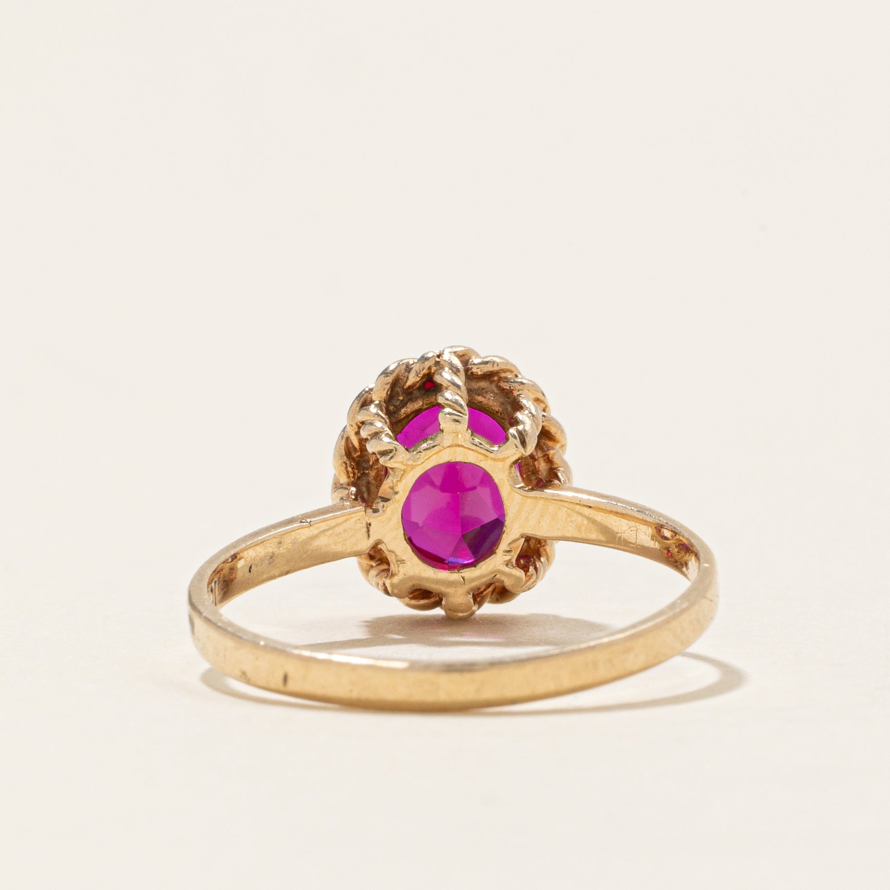 Bague texturée en rubis synthétique à motif corde | 1,3 ct | Taille 6,5 |