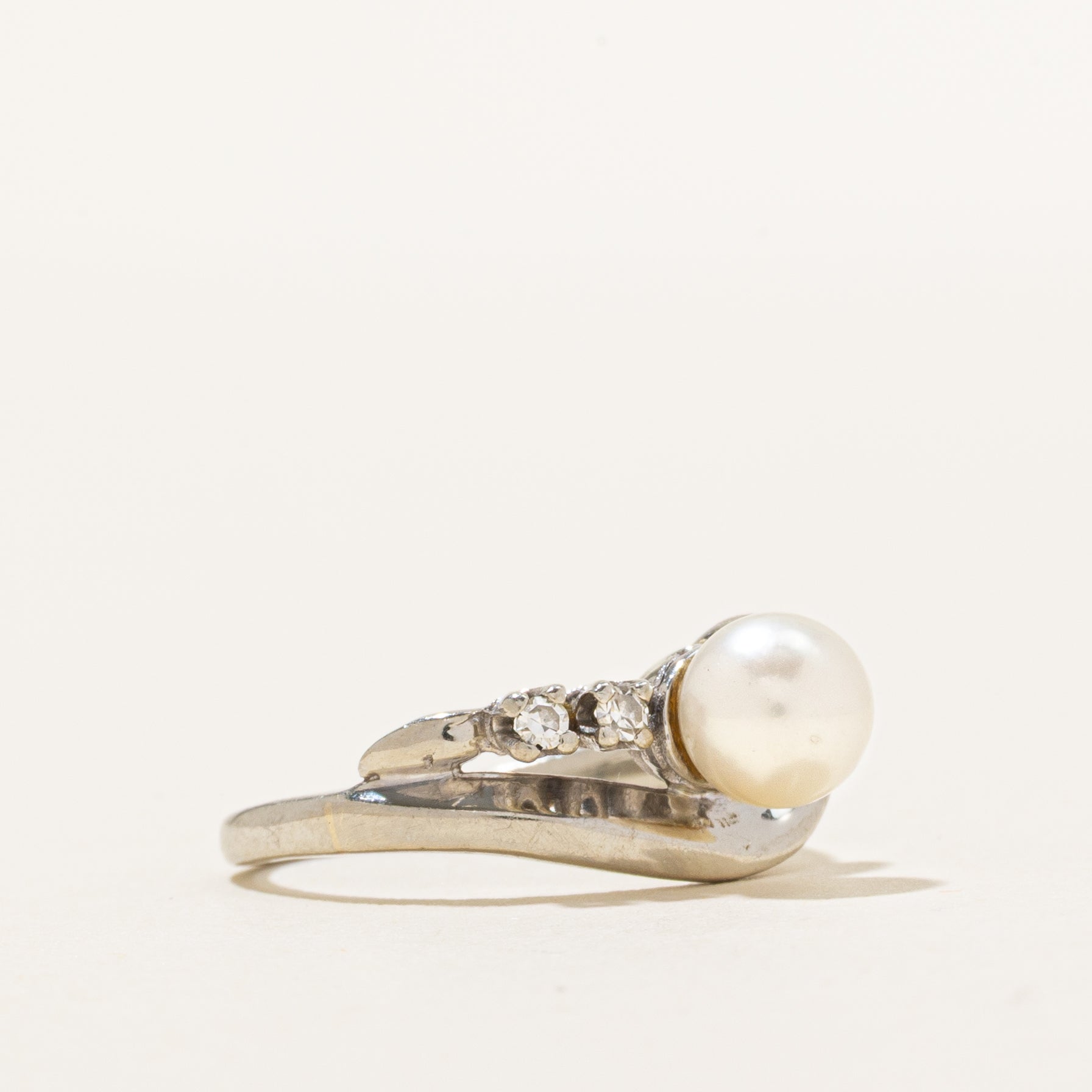 Pearl & Diamond Wave Ring | 0.05ctw | SZ 5