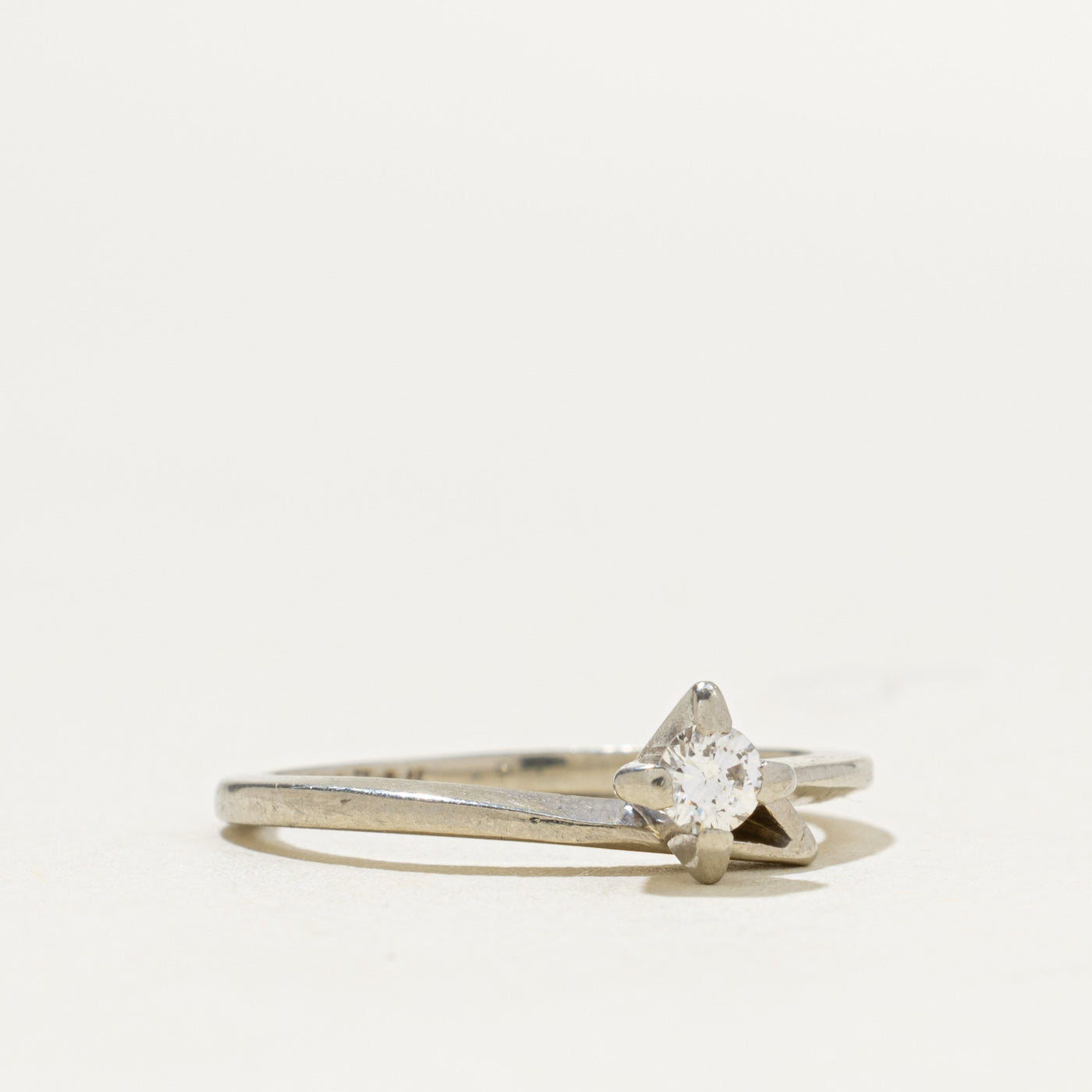 18k Solitaire Diamond Geometric Ring | 0.13ct | SZ 6.5