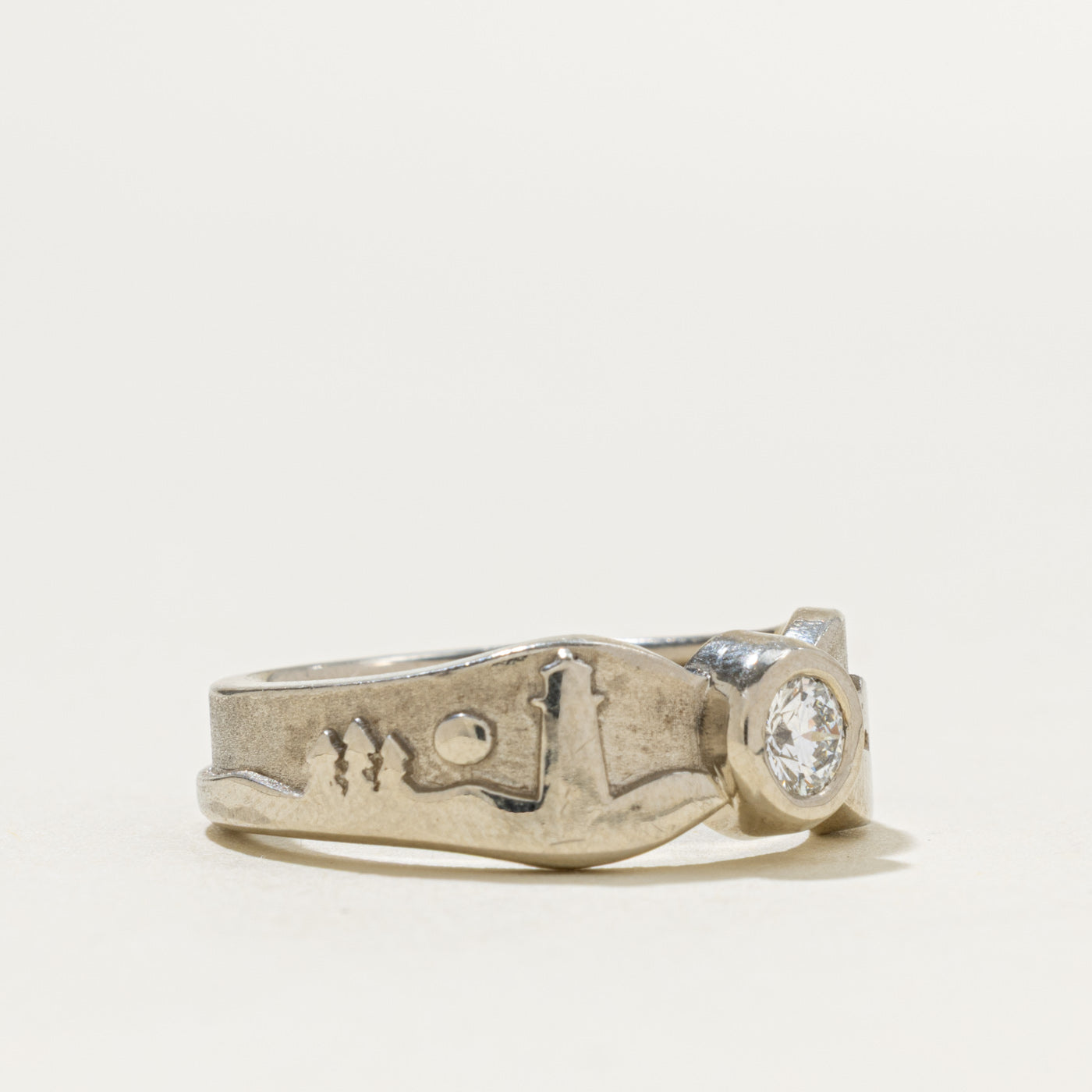 14k Solitaire Diamond Engraved & Matte Bison Ring | 0.38ct VS2 G VG | SZ 7.25