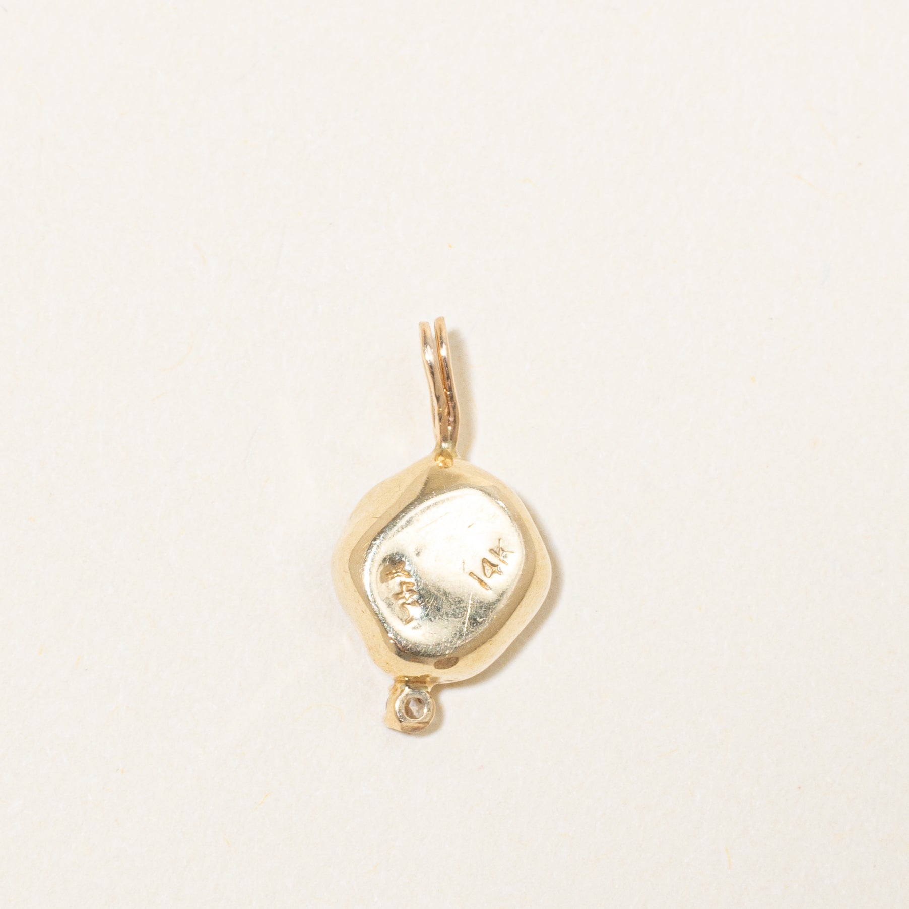 Bezel Set Pearl & Diamond Pendant | 0.005ct |
