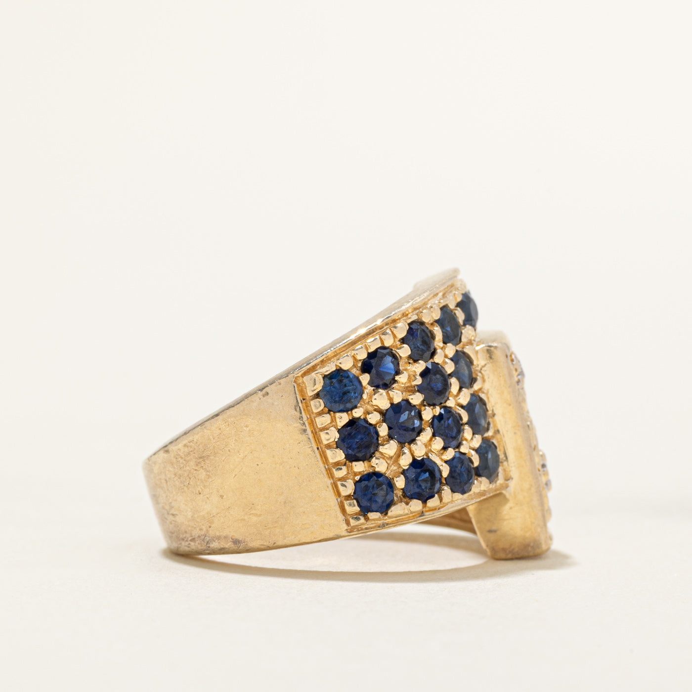 Sapphire Grid & Diamond Scattered Engraved Flower Ring | 1.10ctw, 0.04ctw | SZ 7