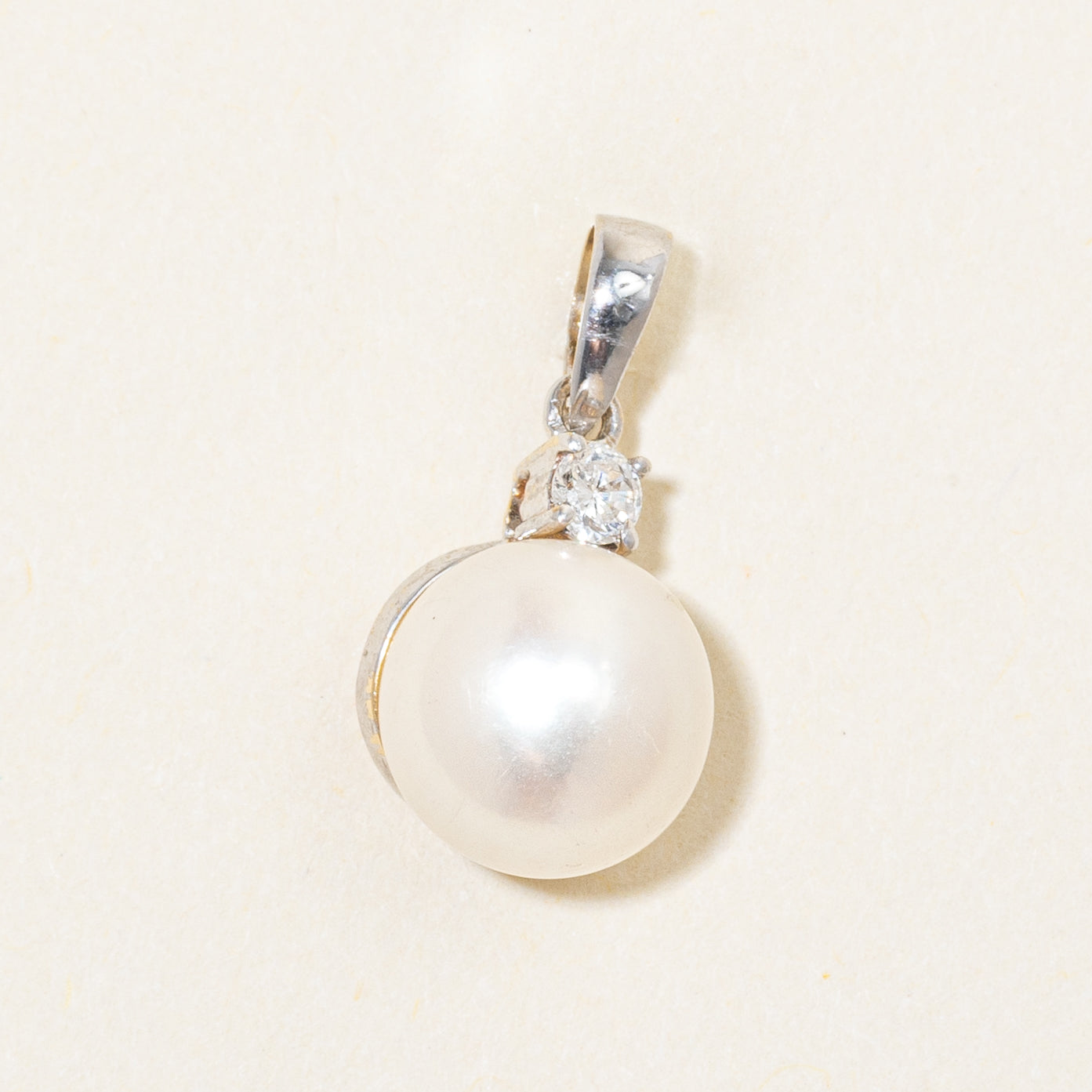Pearl & Diamond Drop Pendant | 0.06ct |