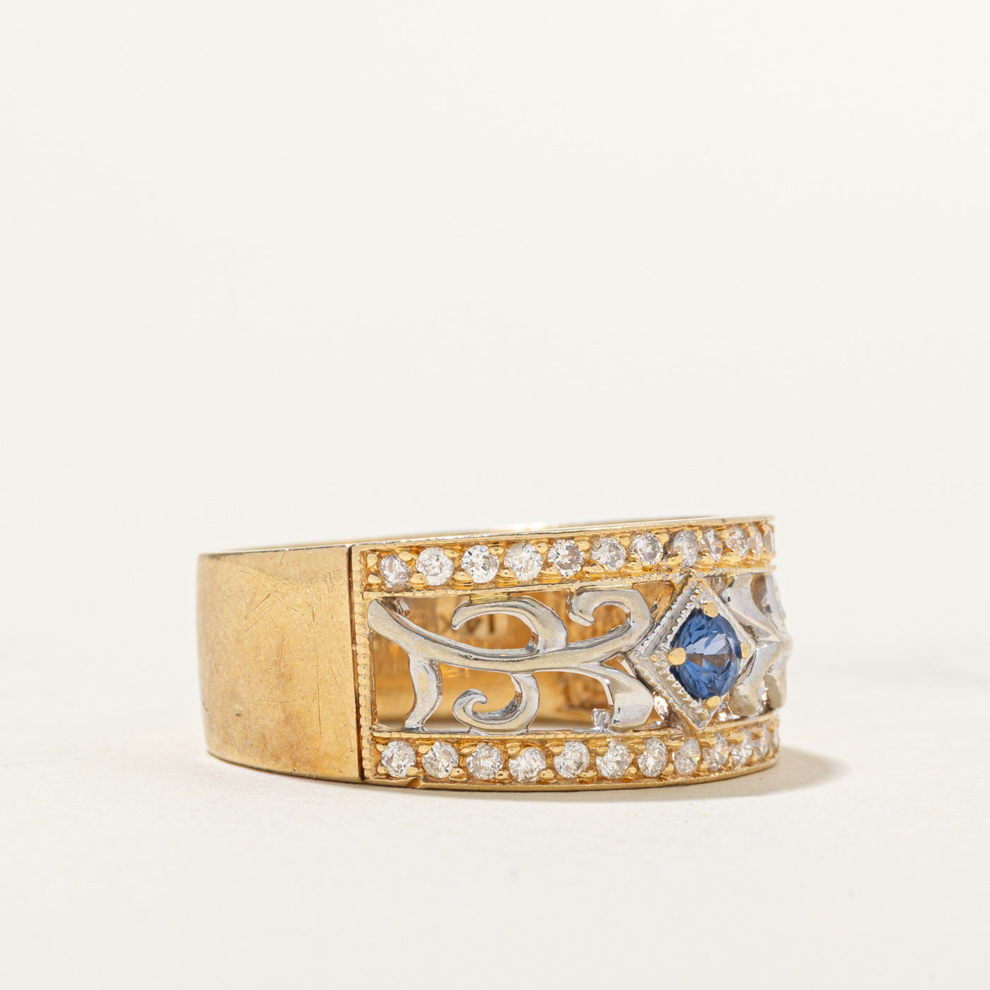 Sapphire & Diamond Edged Ornate Openwork Band | 0.30ct, 0.15ct | SZ 9
