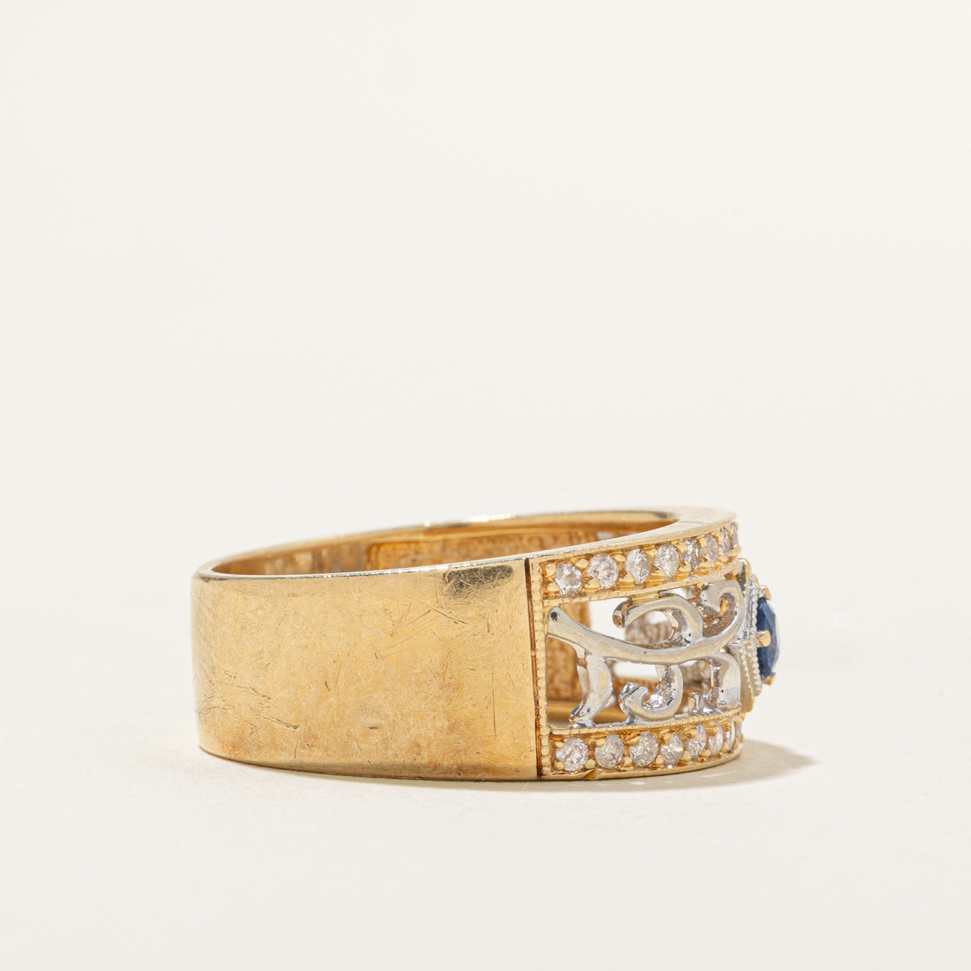 Sapphire & Diamond Edged Ornate Openwork Band | 0.30ct, 0.15ct | SZ 9