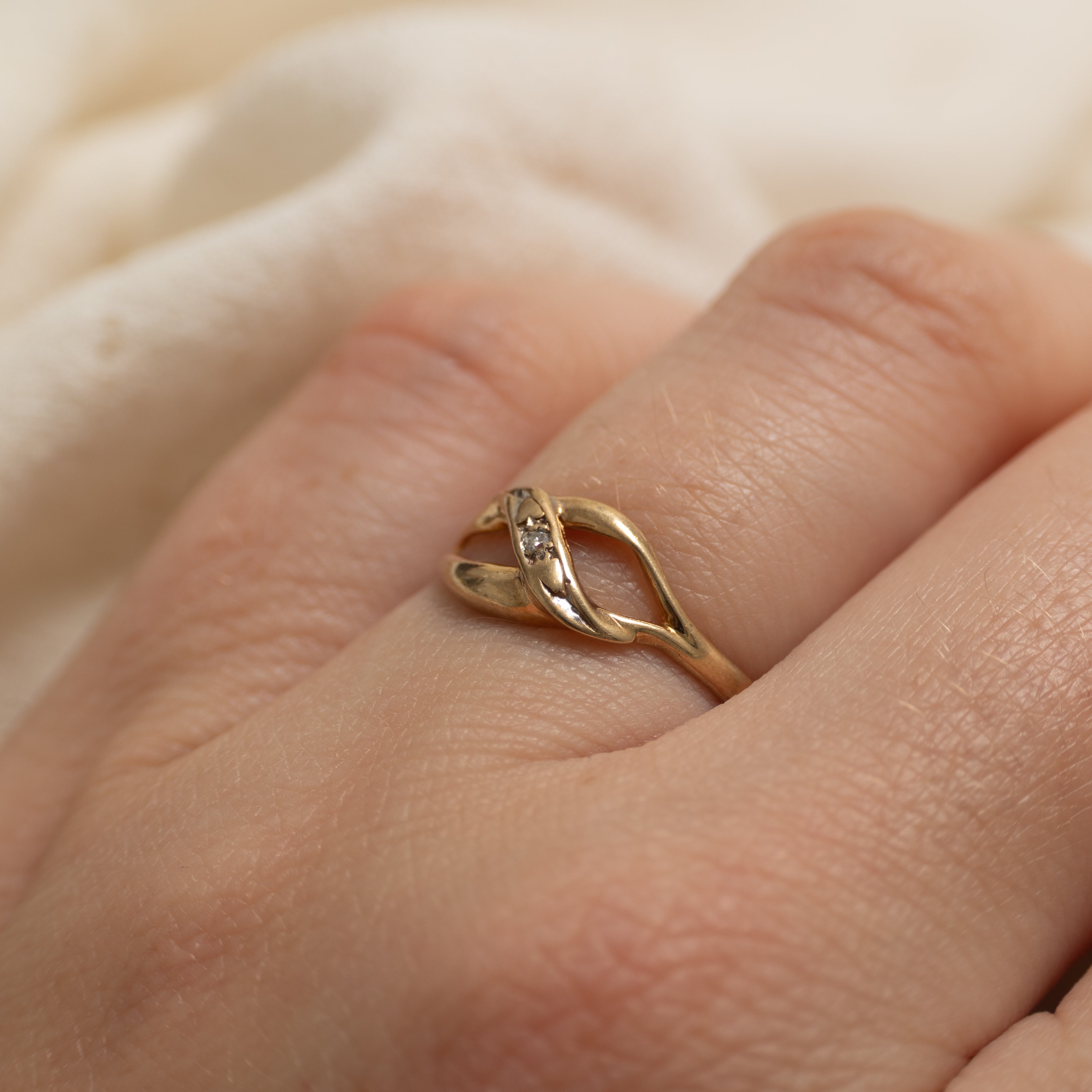Single Stone Diamond Openwork Ring | SZ 5.5