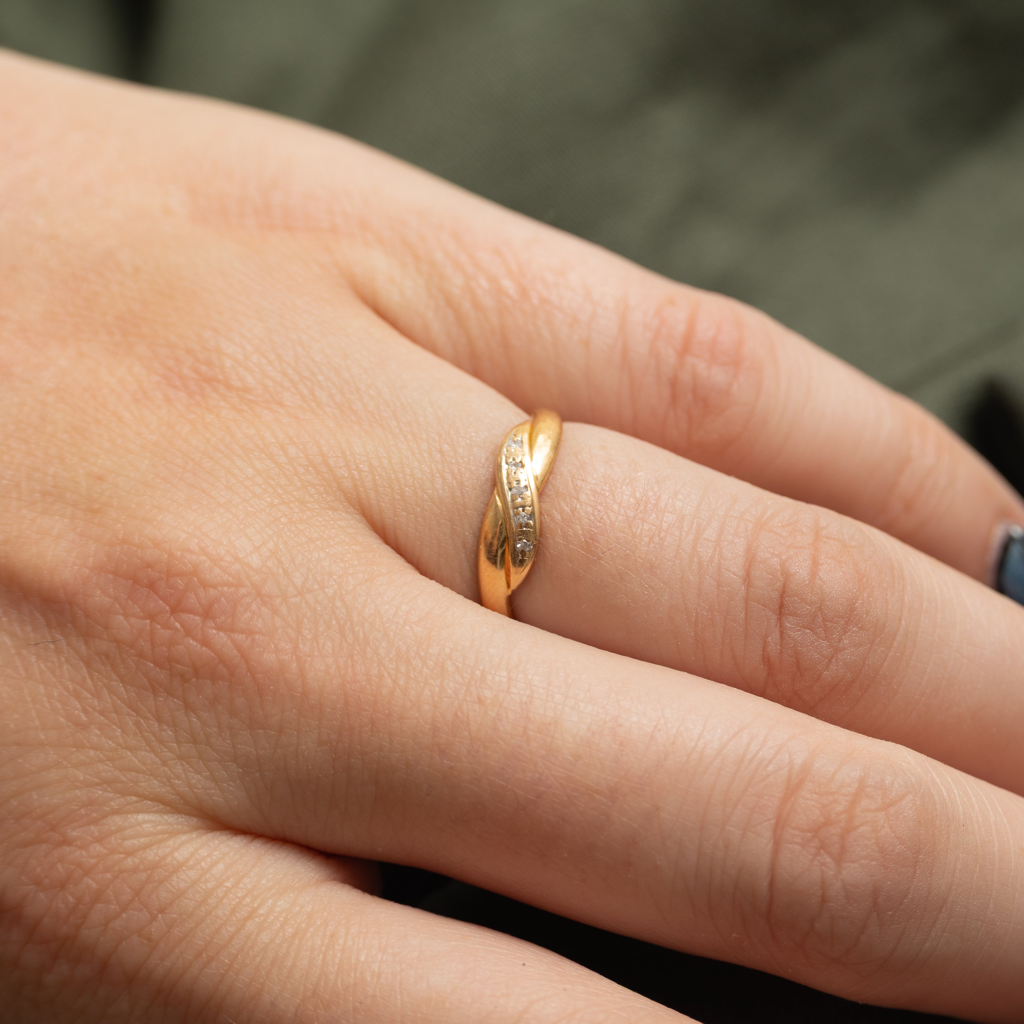 18k Diamond Twisted Ring | SZ 5.25