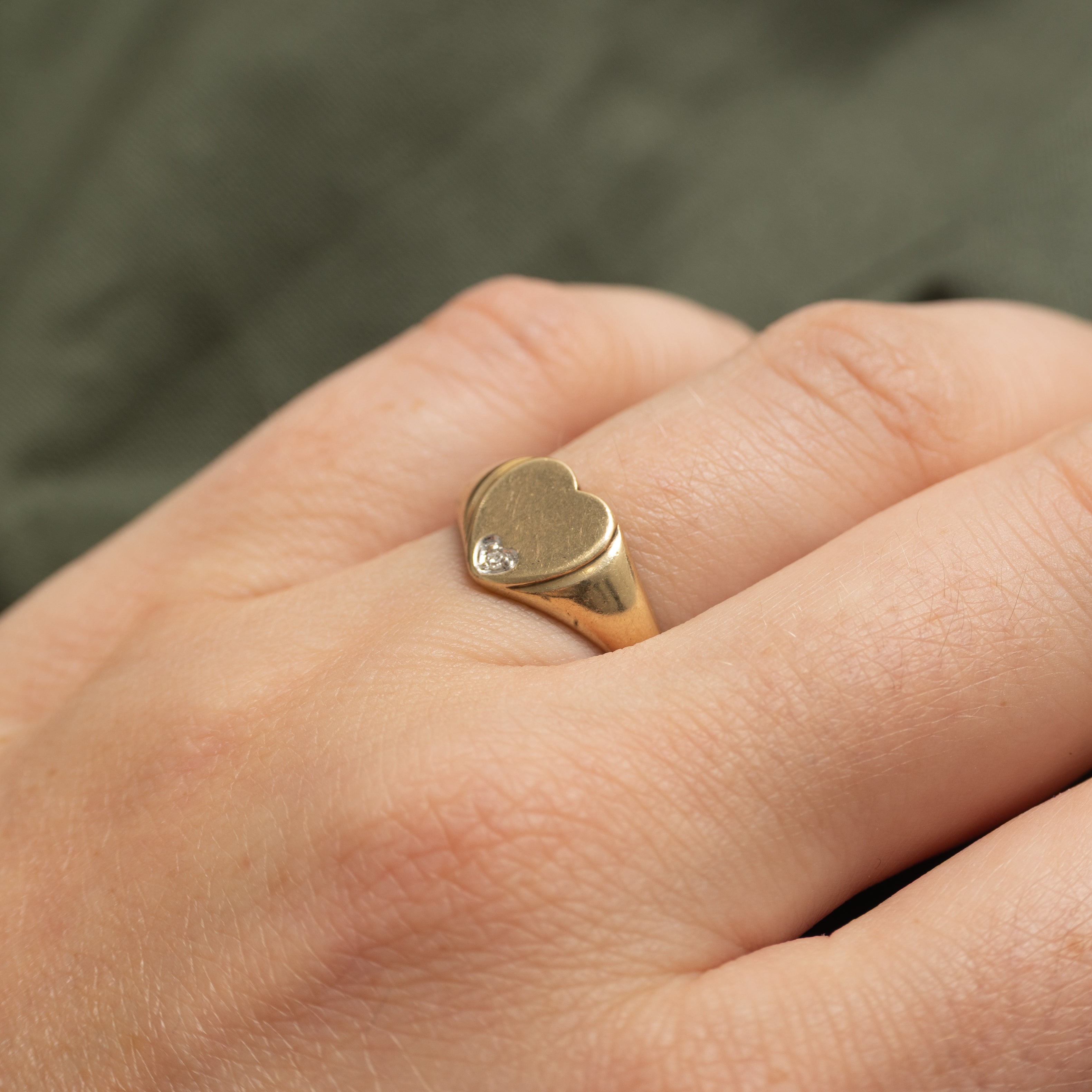 Bague chevalière en forme de cœur sertie de diamants | Taille 6