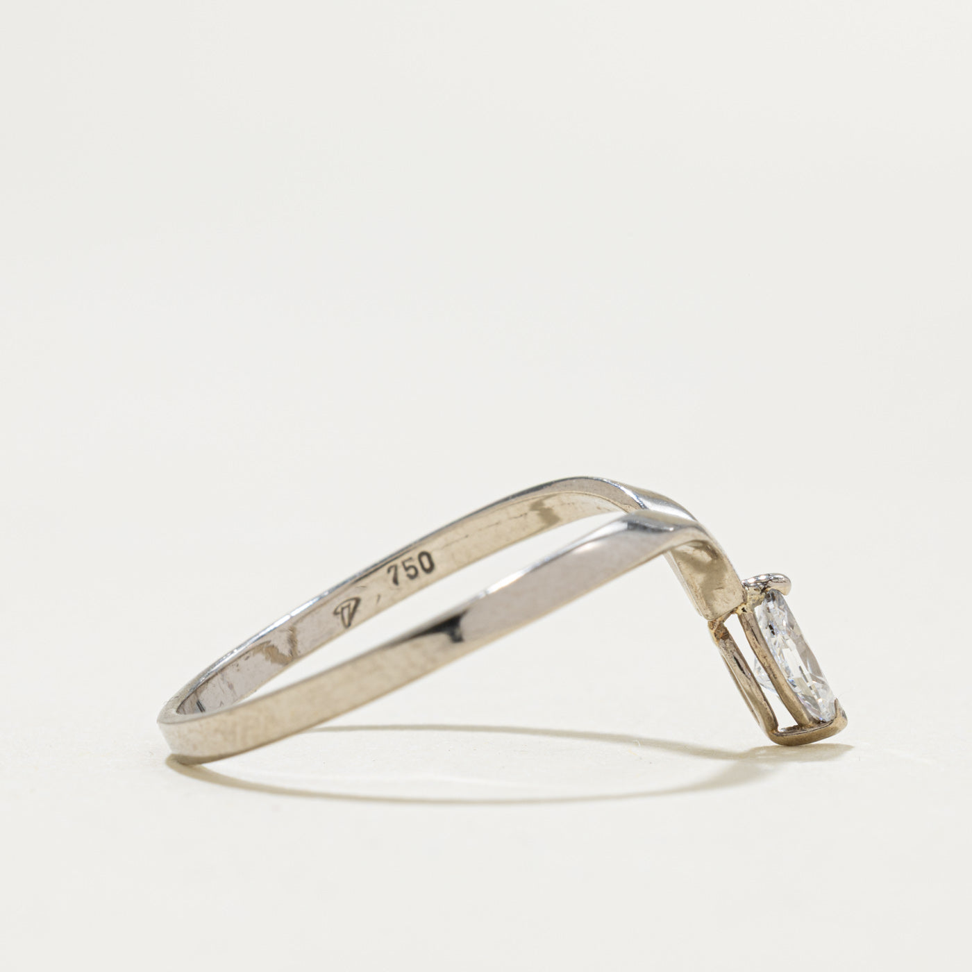 18k Solitaire Marquise Cut Diamond Chevron Ring | 0.18ct | SZ 7.25