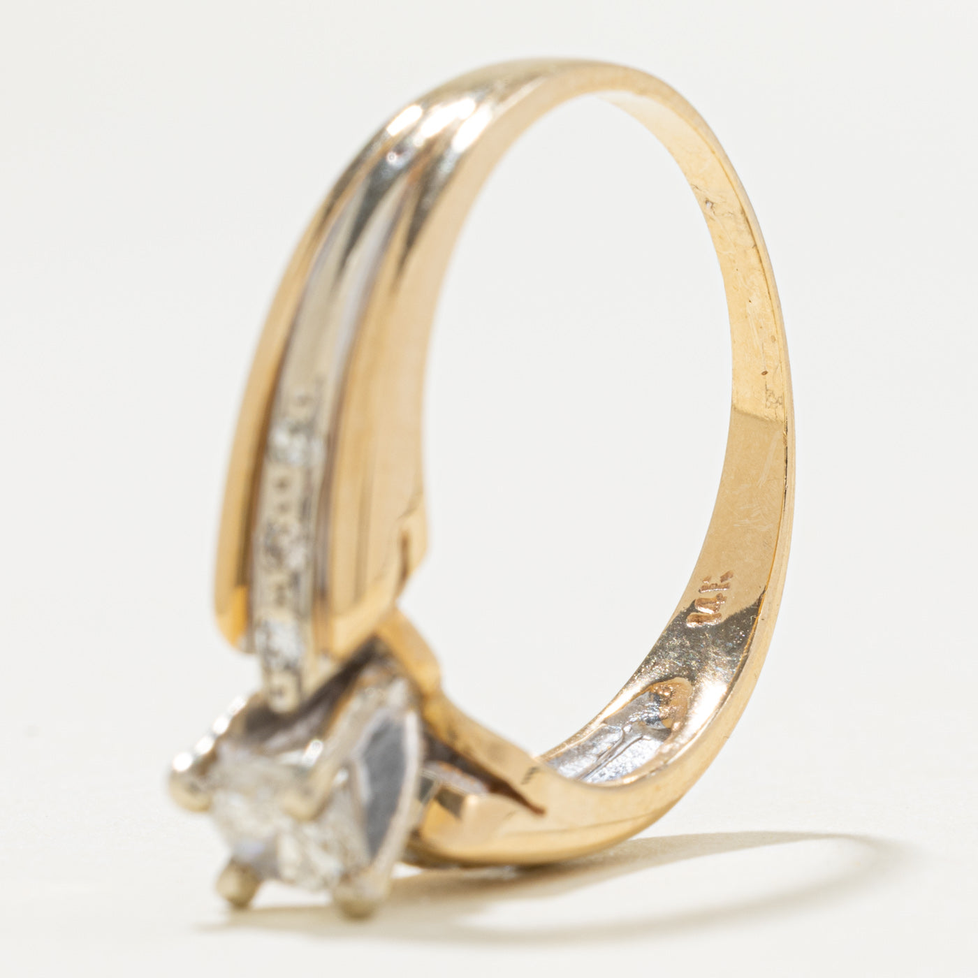 14k Two Tone Diamond Grooved Ring | 0.40ct I1 K, 0.12ctw | SZ 8.25