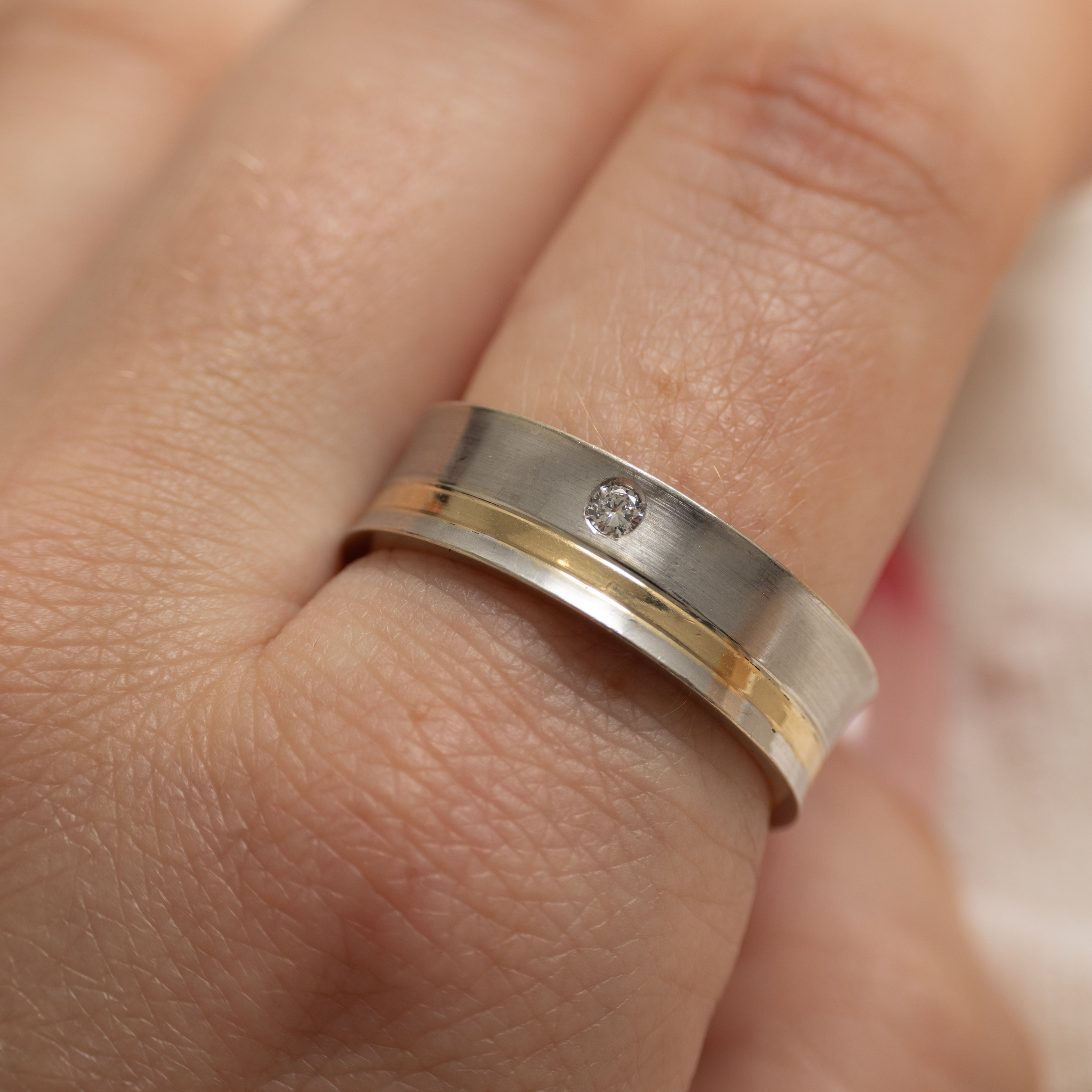 Two Tone Diamond Concave Ring | 7mm | SZ 10
