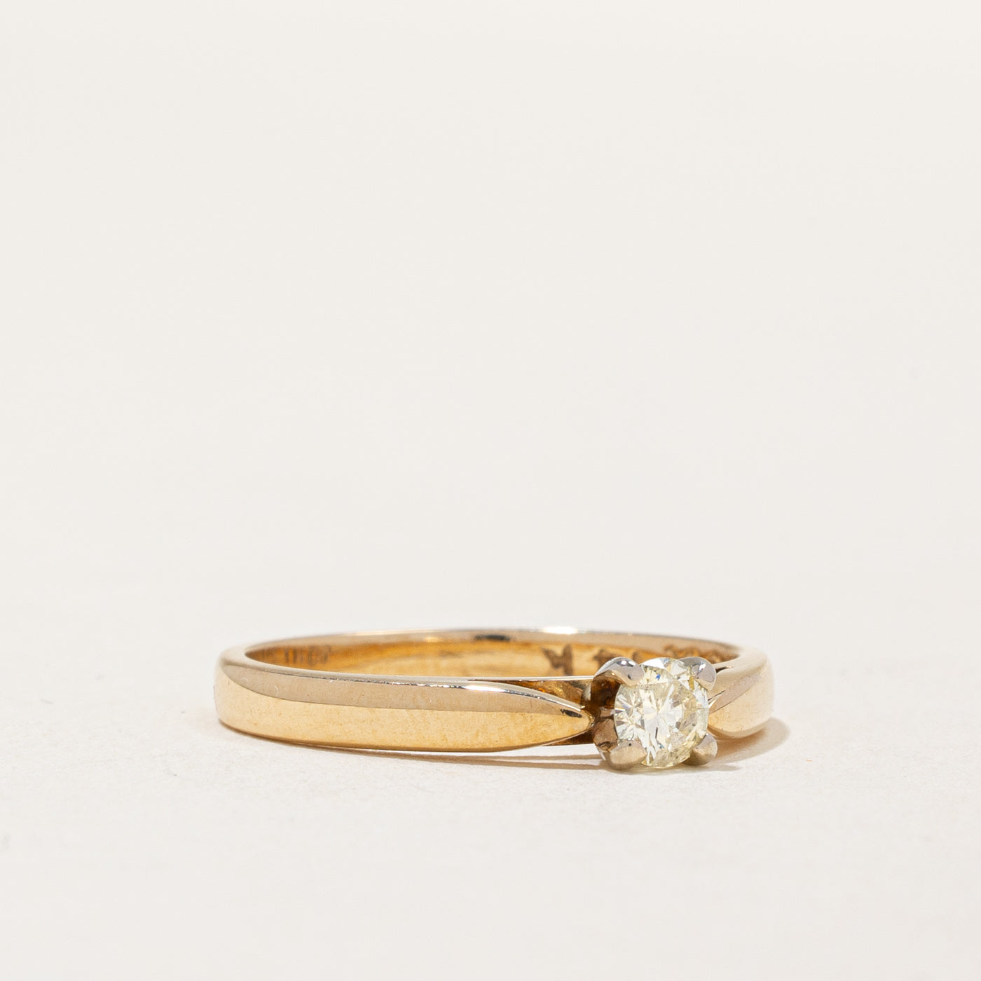 Diamond Ring | 0.20ct | SZ 6 |