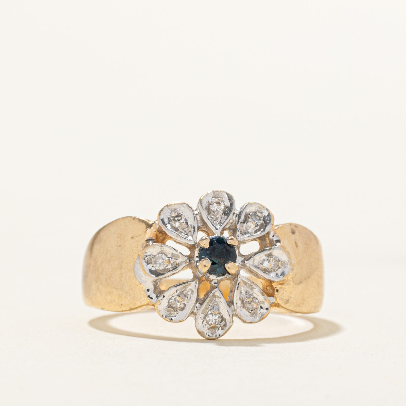 Sapphire & Diamond Flower Ring | 0.10ct, 0.06ctw | SZ 6