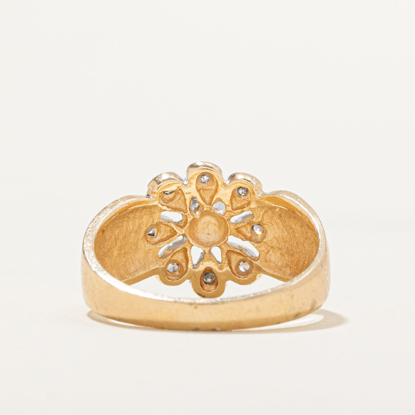 Sapphire & Diamond Flower Ring | 0.10ct, 0.06ctw | SZ 6