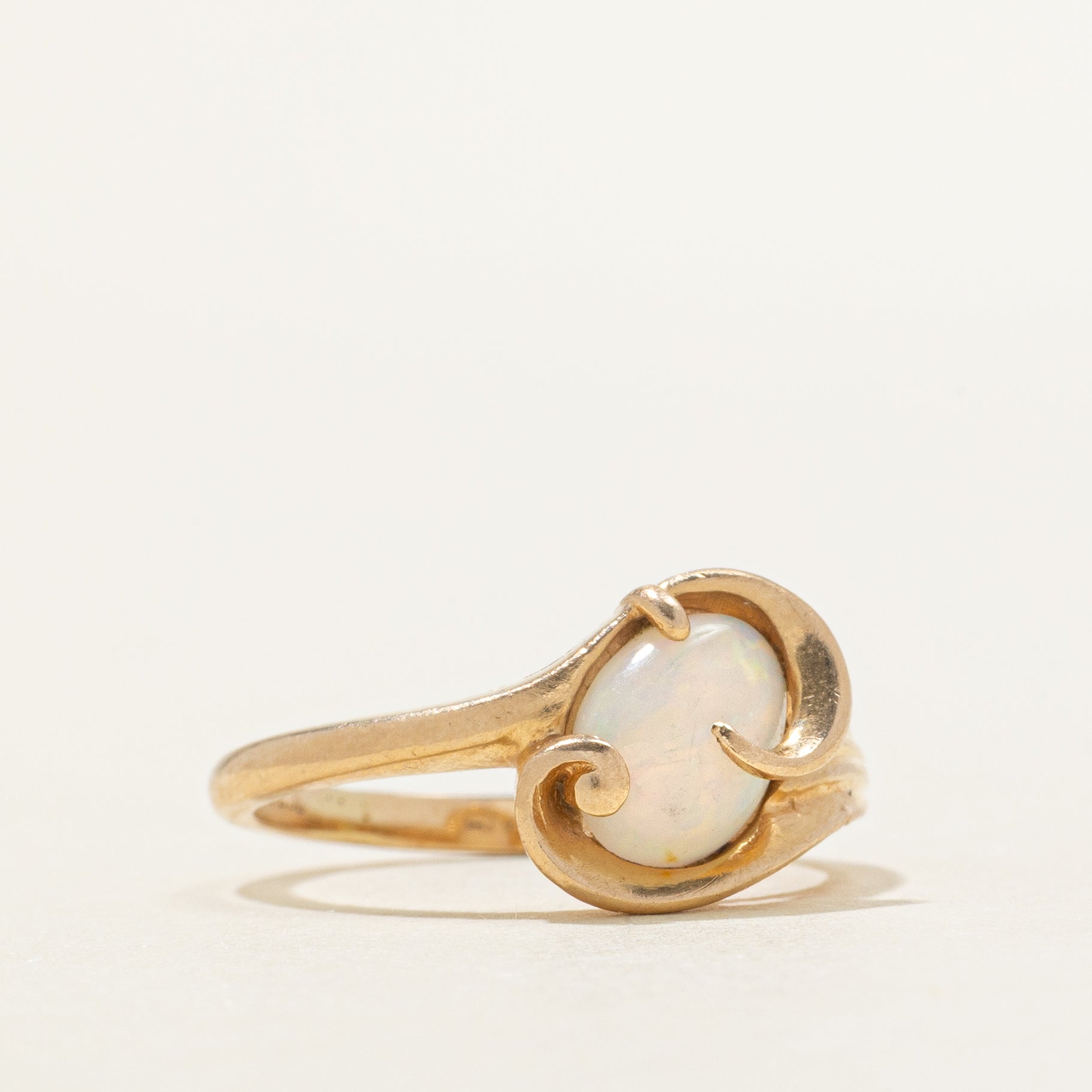 Diagonal Set Opal Grooved Ring | 0.62ct | SZ 5.25
