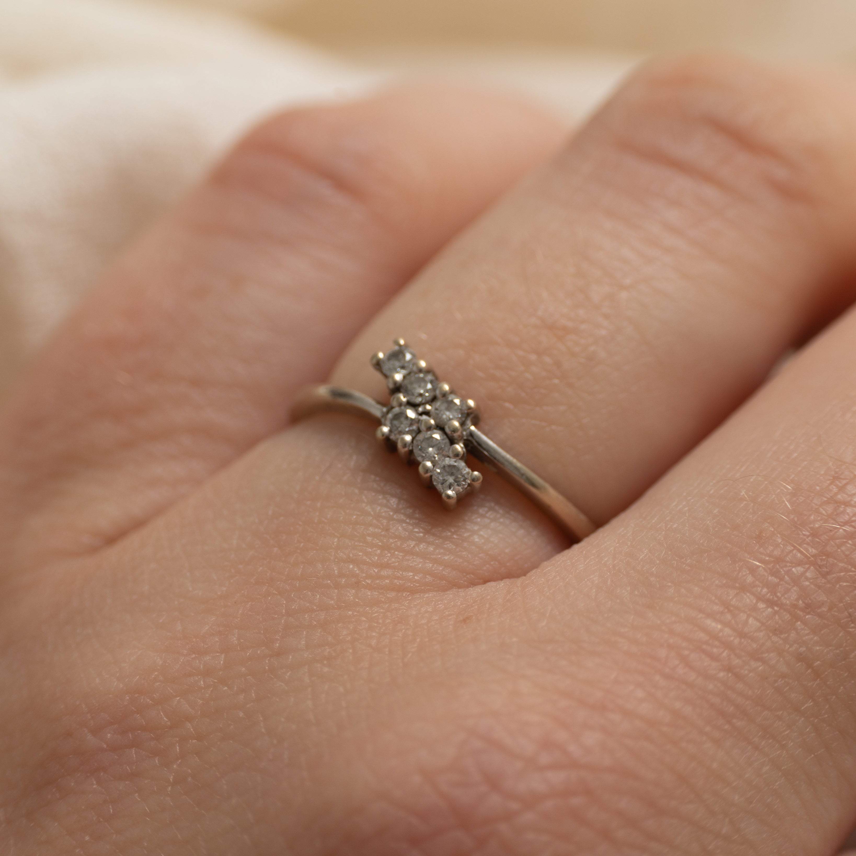 18k Diagonal Diamond Cluster Ring | SZ 5