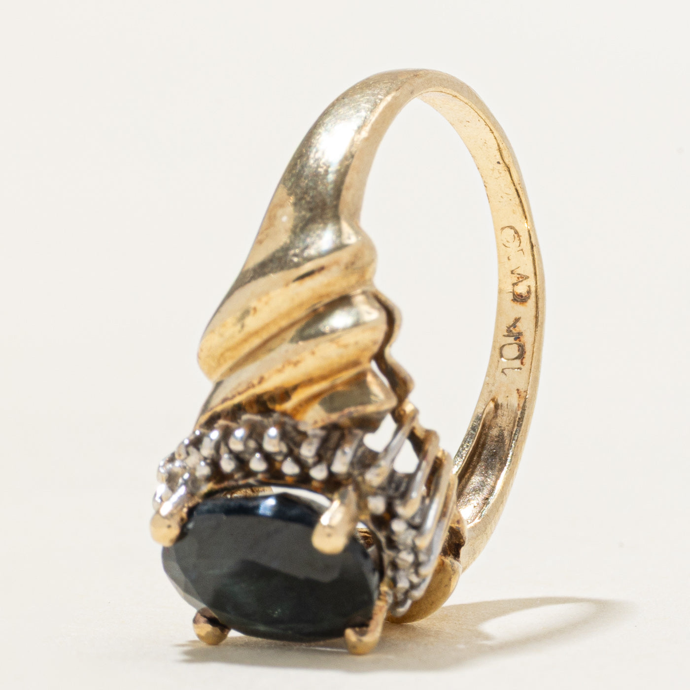 Sapphire & Diamond Petal Halo Grooved Ring | 1.60ct, 0.01ct | SZ 4.75