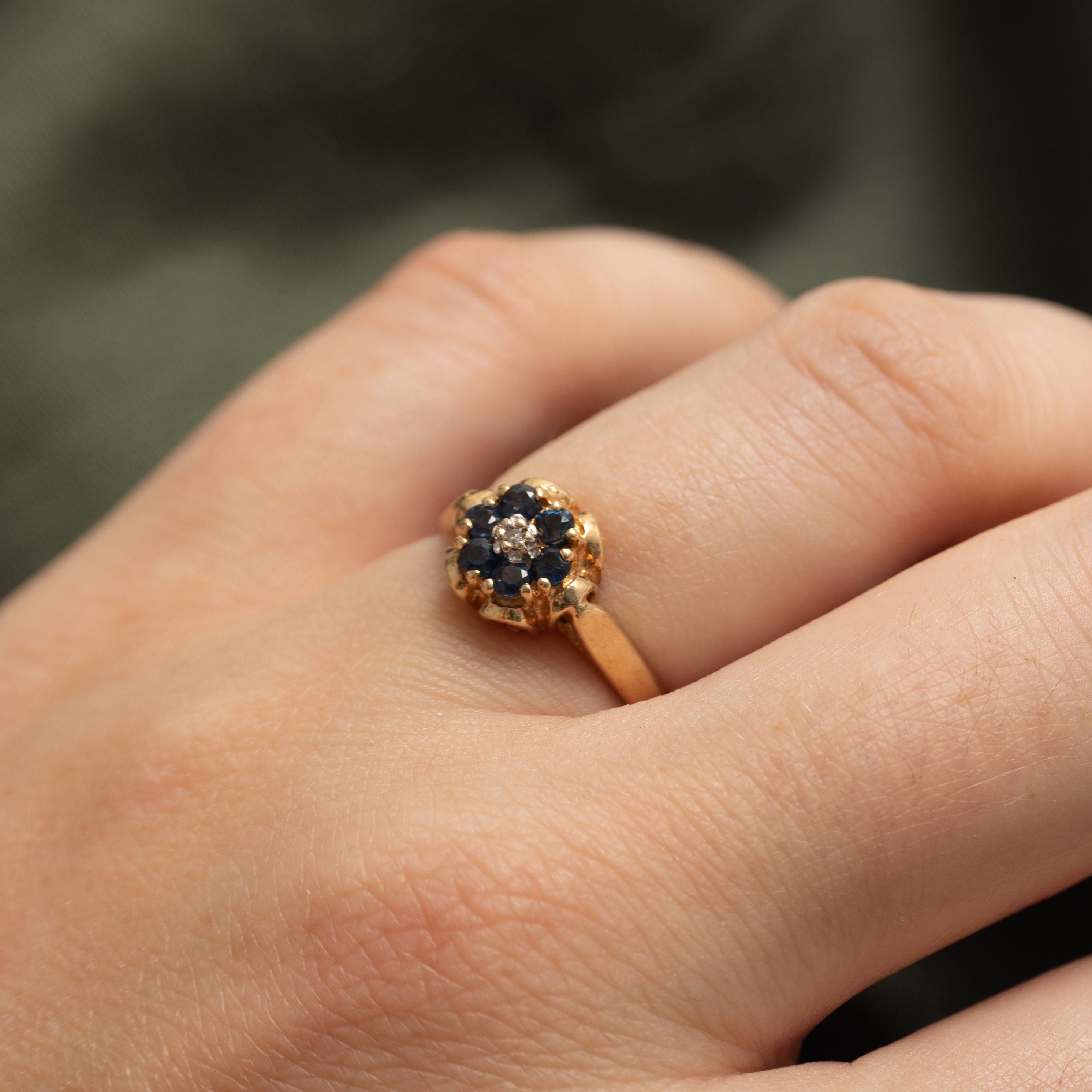 Sapphire & Diamond Cluster Ring | 0.30ctw, 0.005ct | SZ 5
