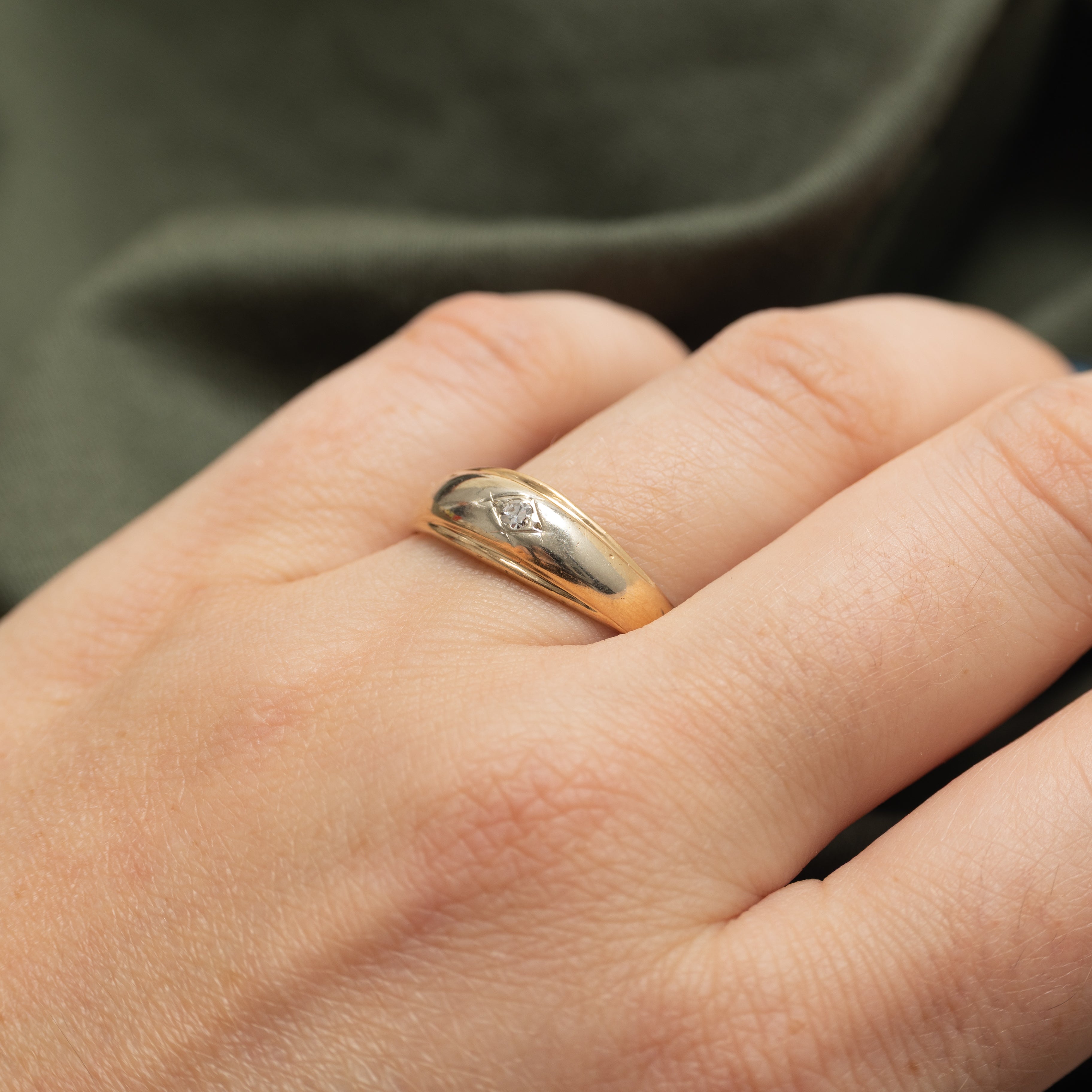 Two-Tone Diamond Grooved Ring | SZ 9.5