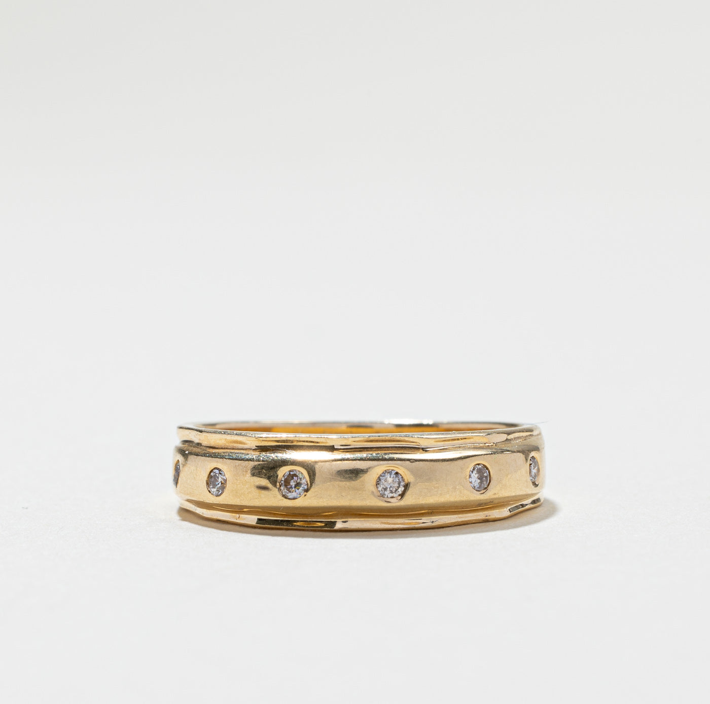 Flush Set Diamond Band | 0.09ctw | SZ 10 |