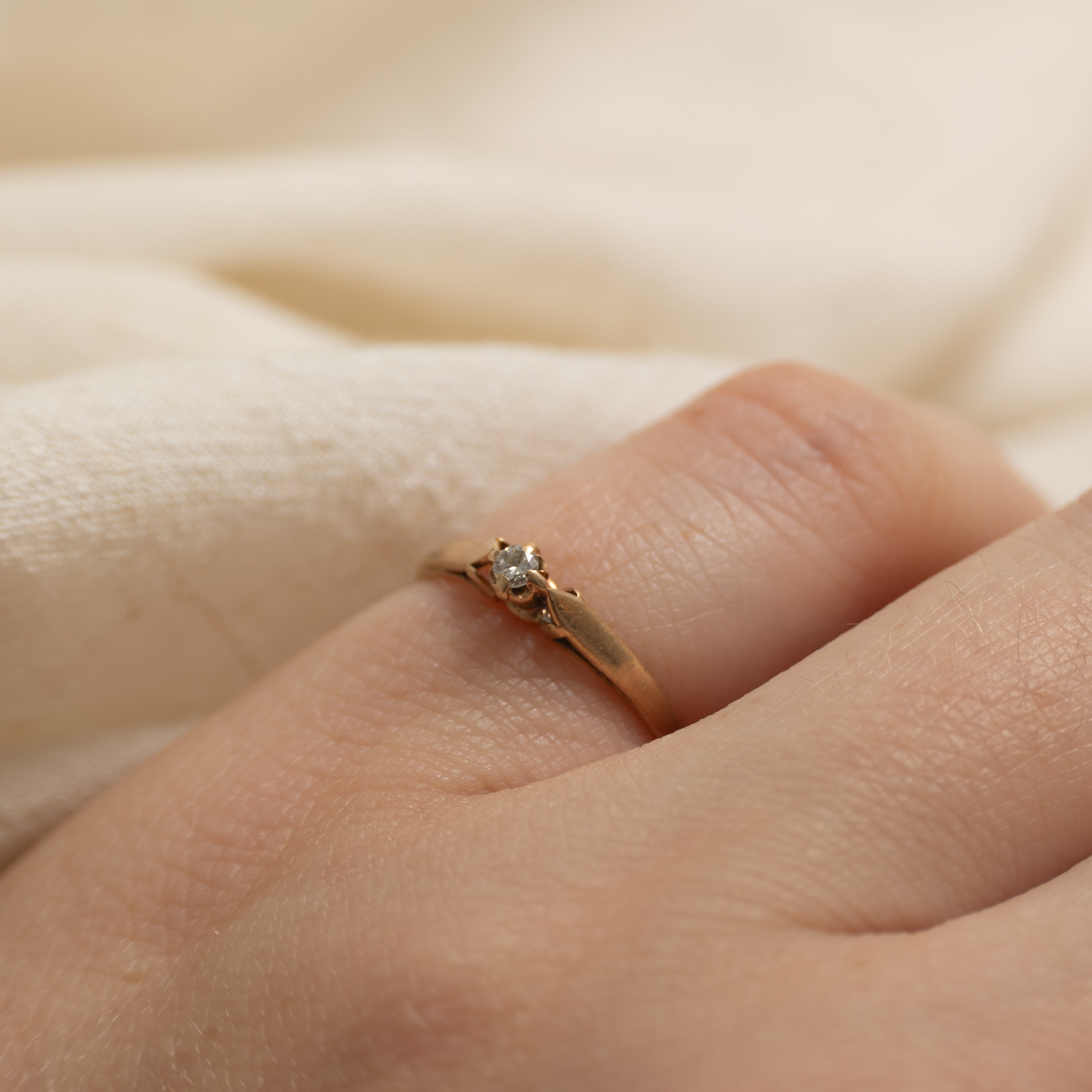 Solitaire Diamond Cathedral Ring | SZ 3.5