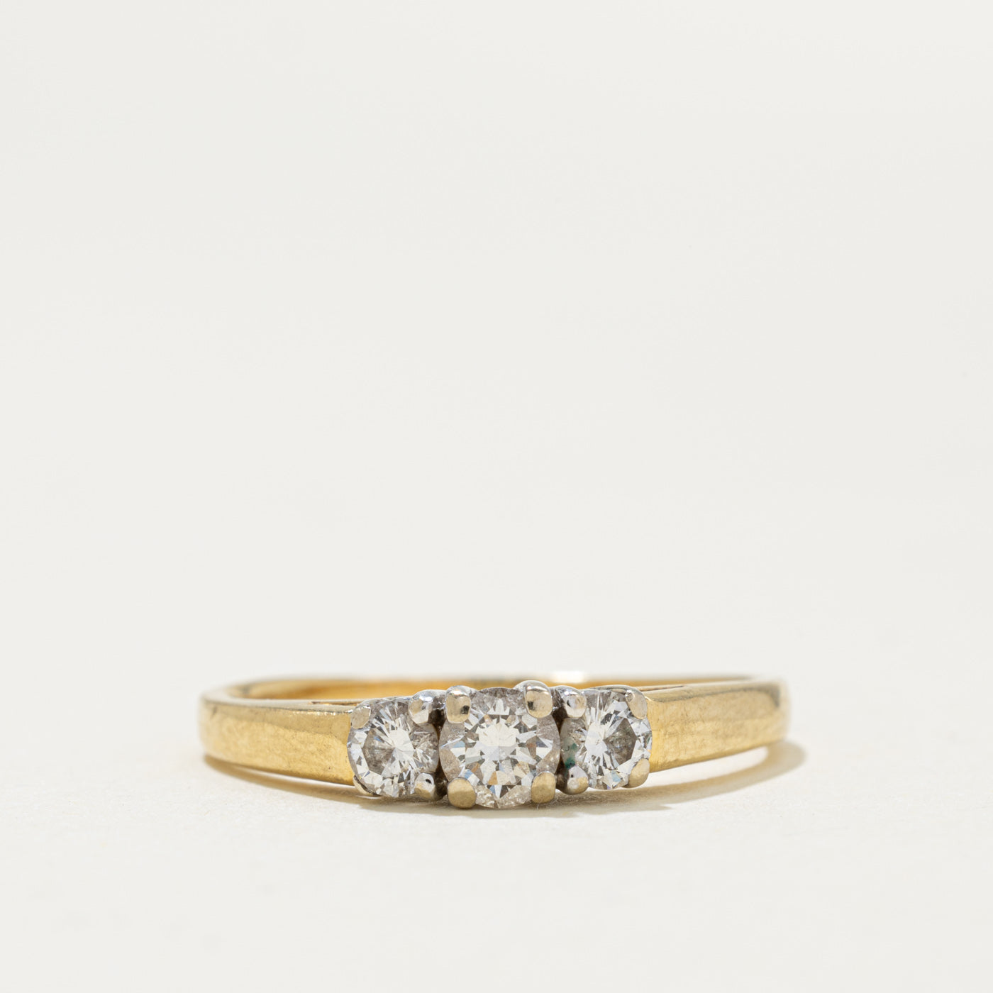 18k Three Stone Diamond Ring | 0.35ctw | SZ 6